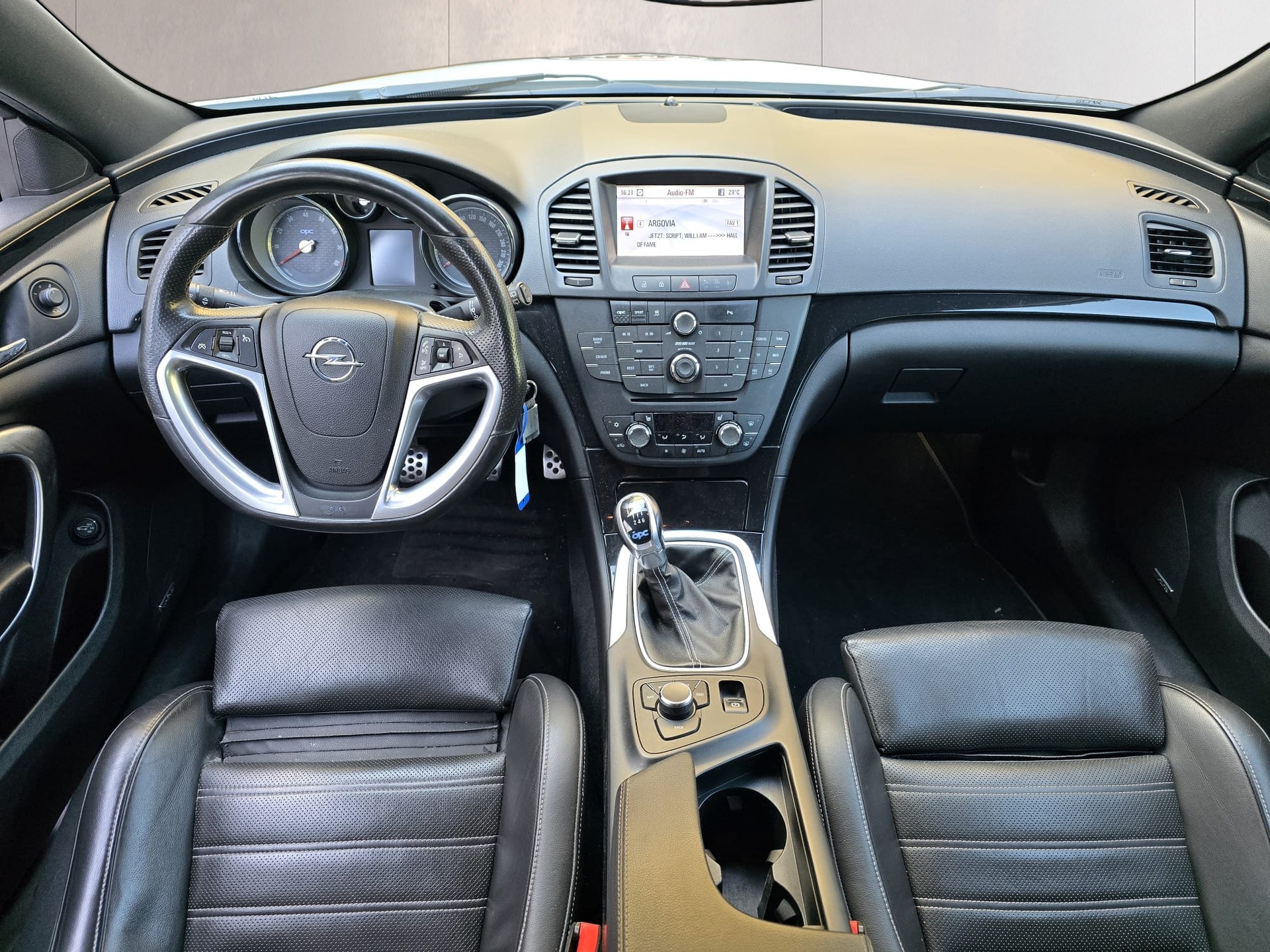 OPEL Insignia Sports Tourer 2.8 Turbo OPC 4WD-image-9