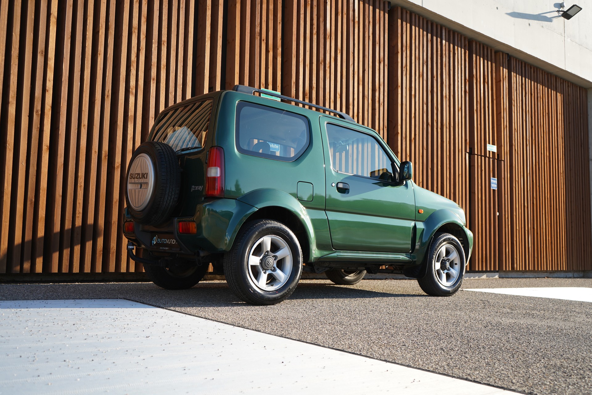 SUZUKI JIMNY 1.3 16V GL TOP AUTOMATIC l 86 PS-image-8