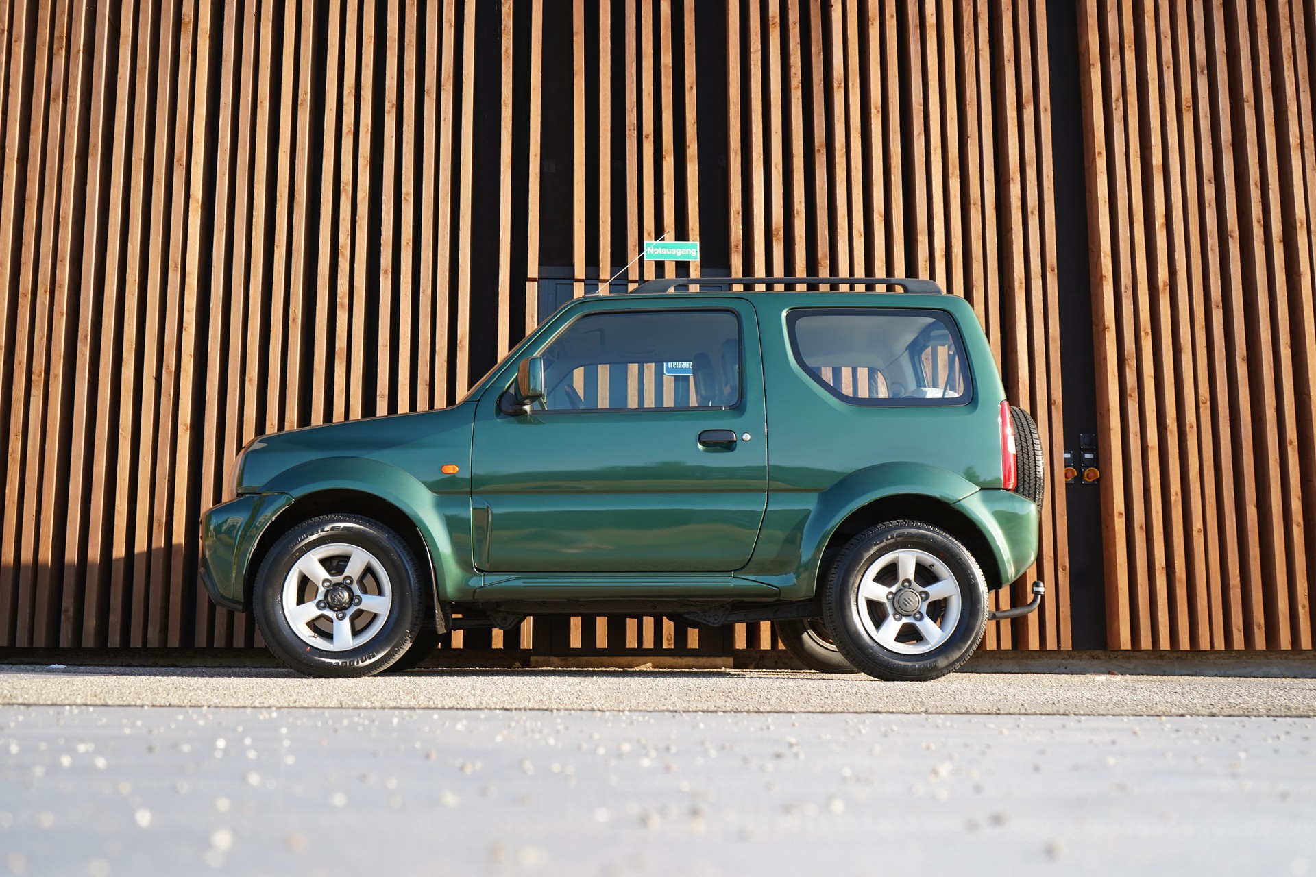 SUZUKI JIMNY 1.3 16V GL TOP AUTOMATIC l 86 PS-image-3