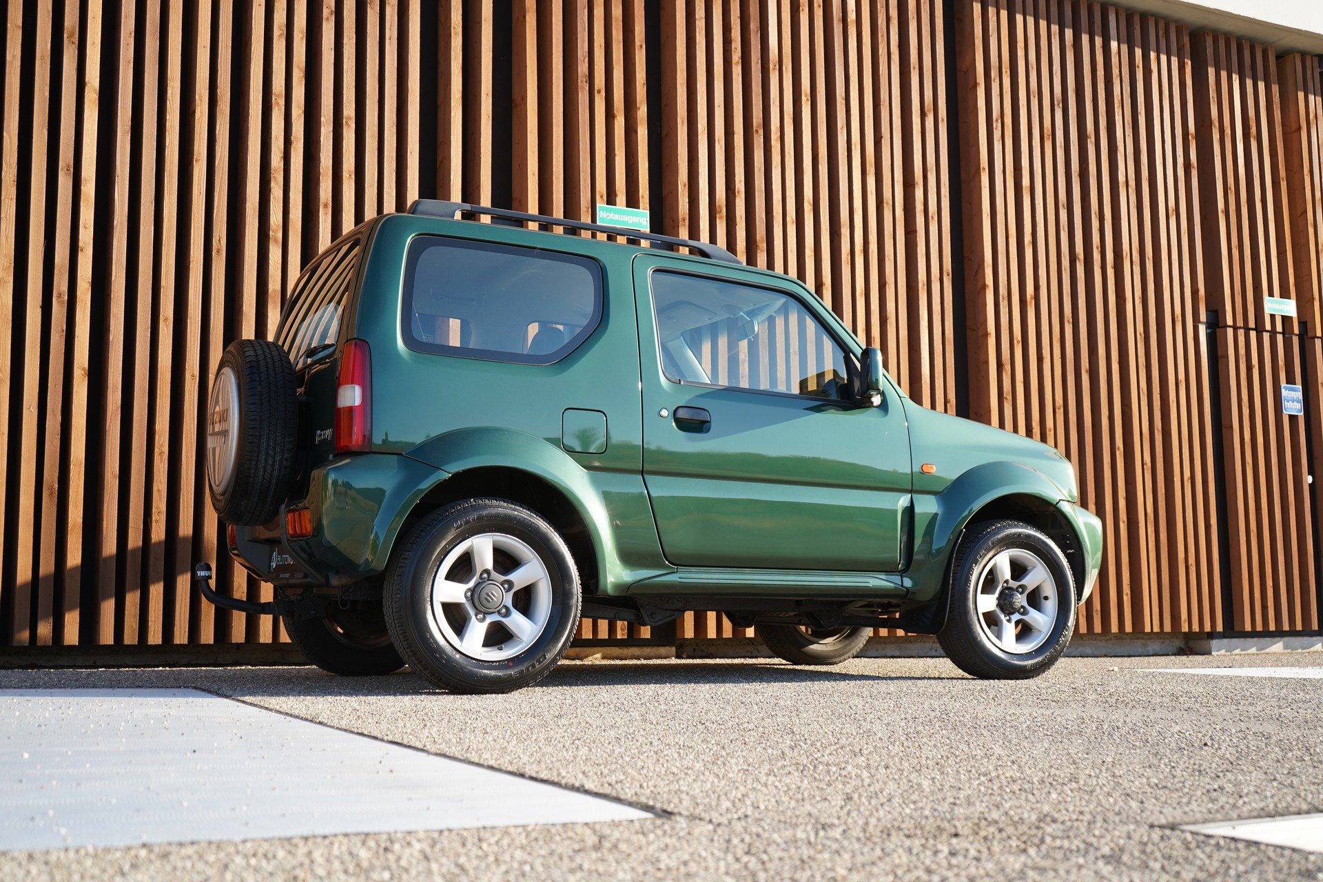 SUZUKI JIMNY 1.3 16V GL TOP AUTOMATIC l 86 PS-image-6