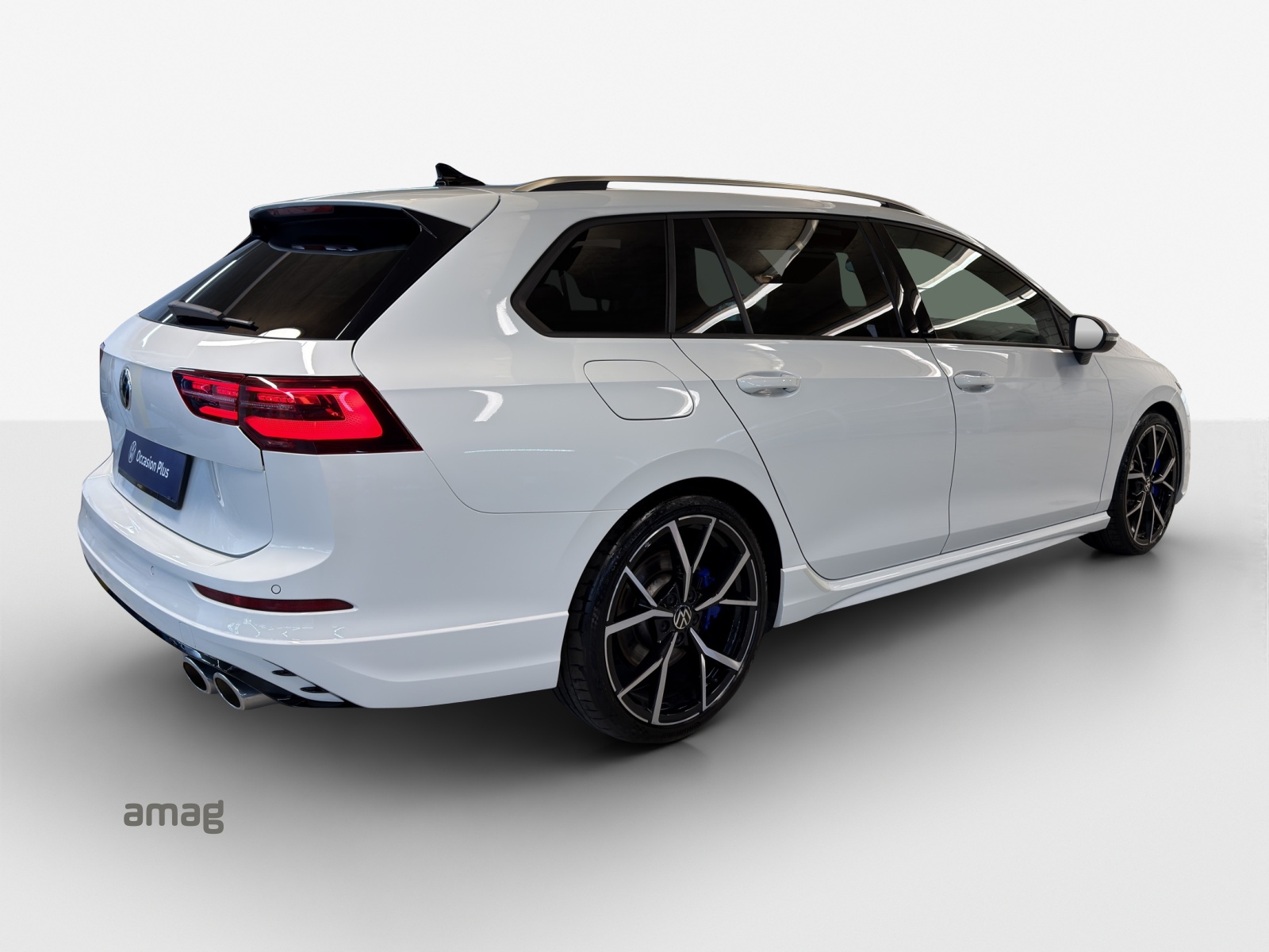 VW Golf Variant 2.0 TSI R DSG 4Motion-image-4