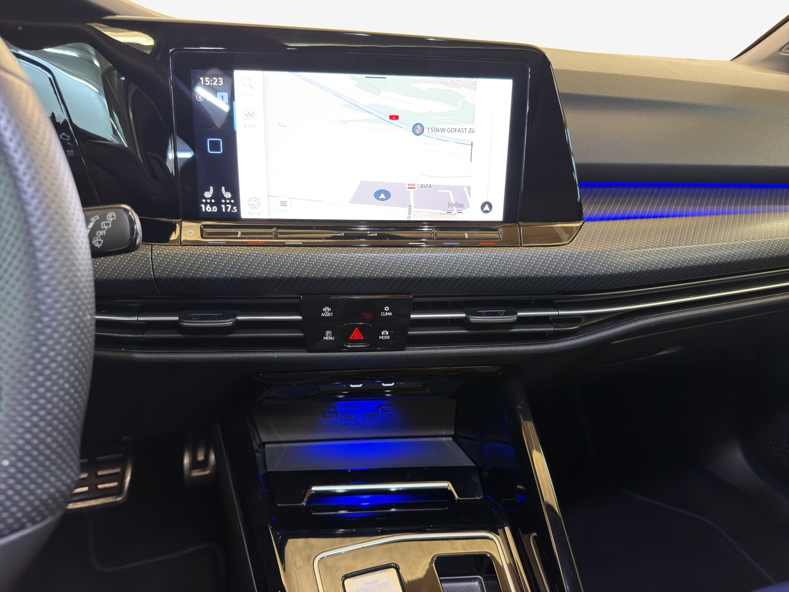 VW Golf Variant 2.0 TSI R DSG 4Motion-image-10