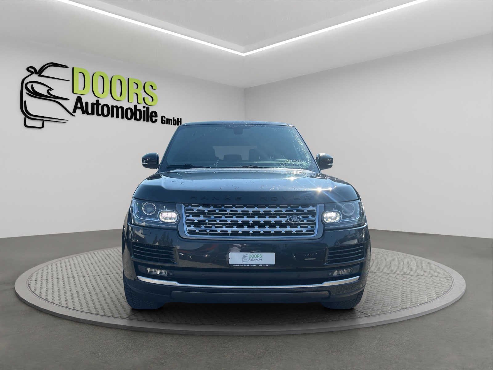 LAND ROVER Range Rover 3.0 TDV6 HSE Automatic-showroom-element-1