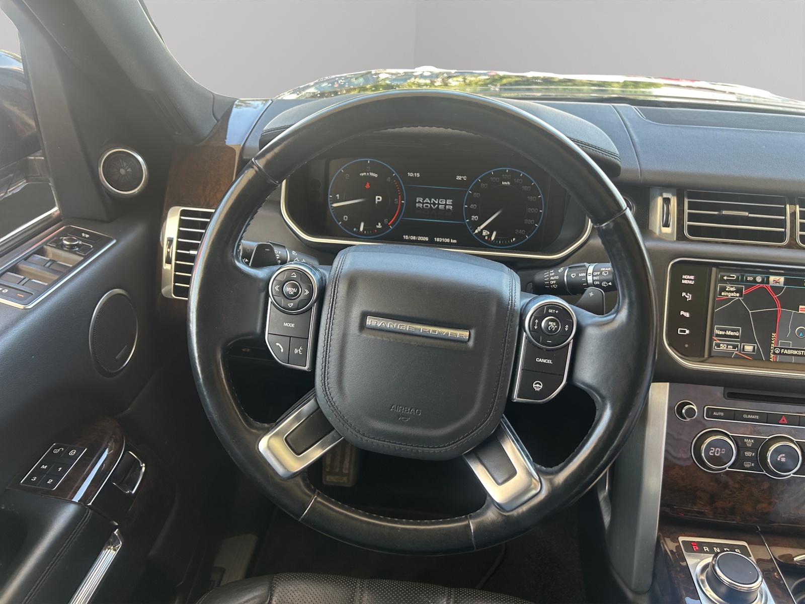 LAND ROVER Range Rover 3.0 TDV6 HSE Automatic-image-16