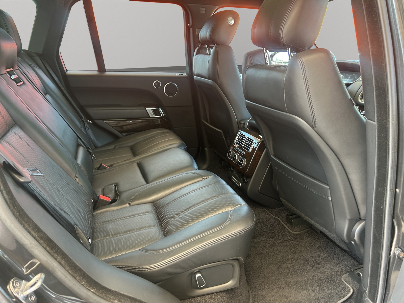LAND ROVER Range Rover 3.0 TDV6 HSE Automatic-image-23