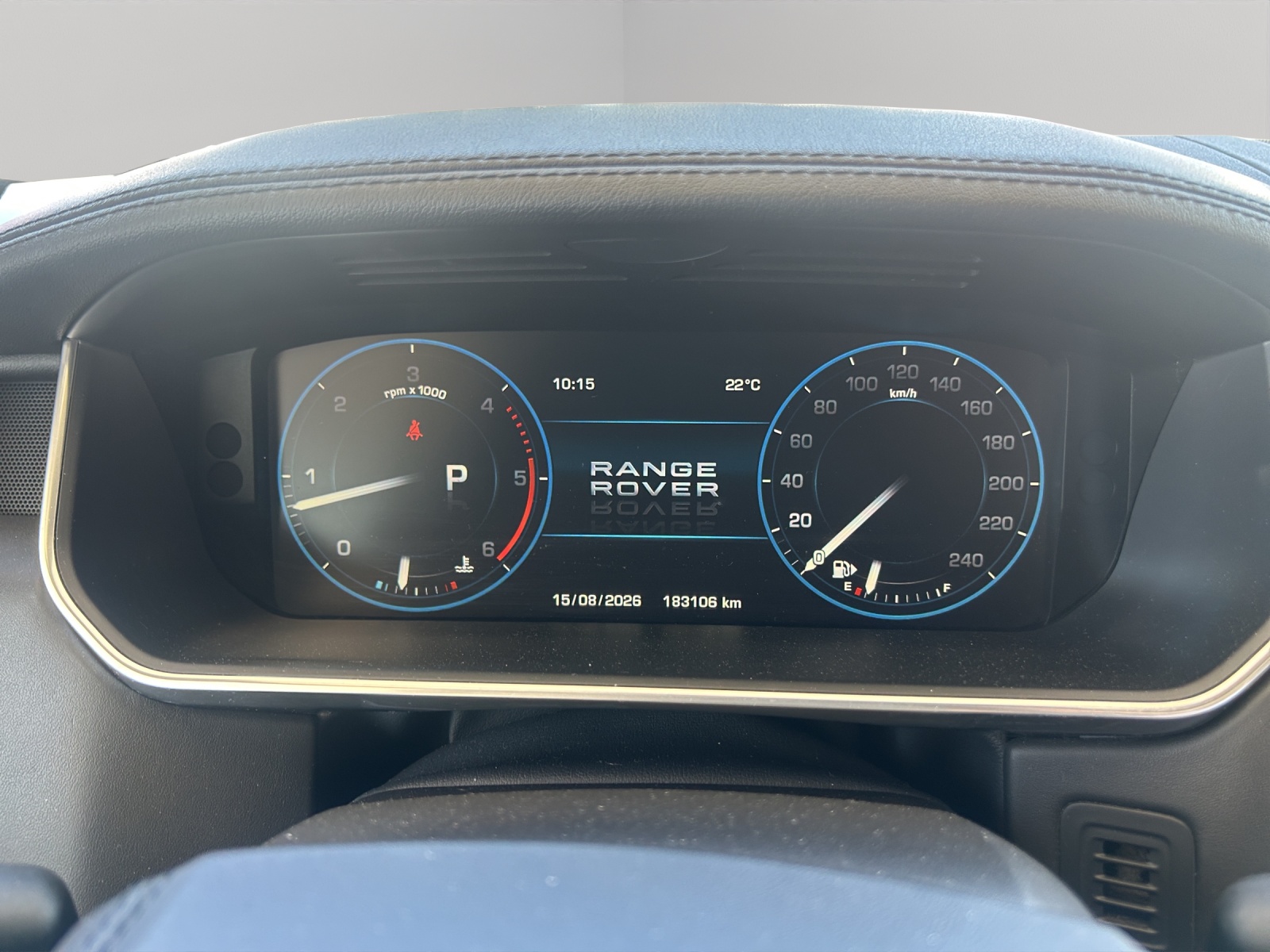 LAND ROVER Range Rover 3.0 TDV6 HSE Automatic-image-15
