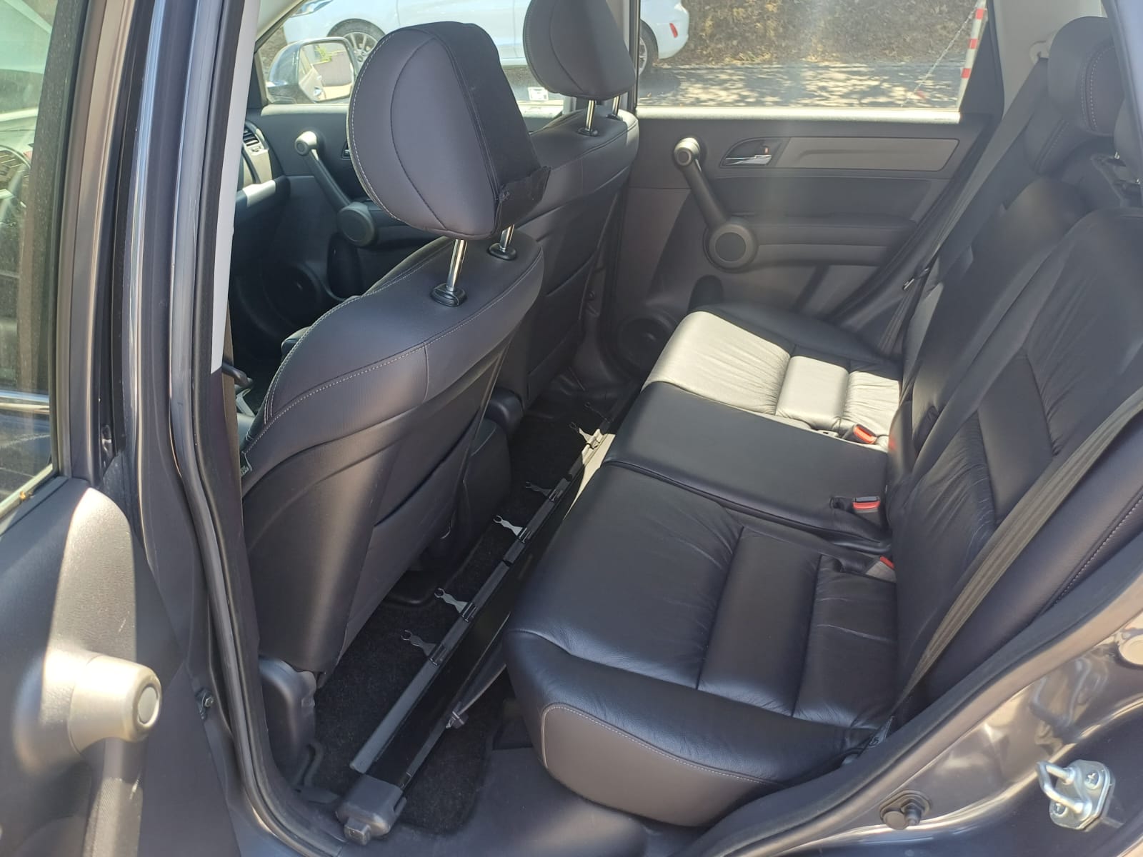 HONDA CR-V 2.2 i-DTEC 4WD Elegance Lifestyle Edi. Aut.-image-9