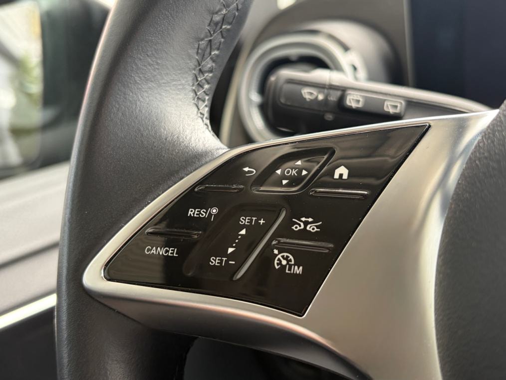 MERCEDES-BENZ V 250 d lang 4Matic Avantgarde-image-5