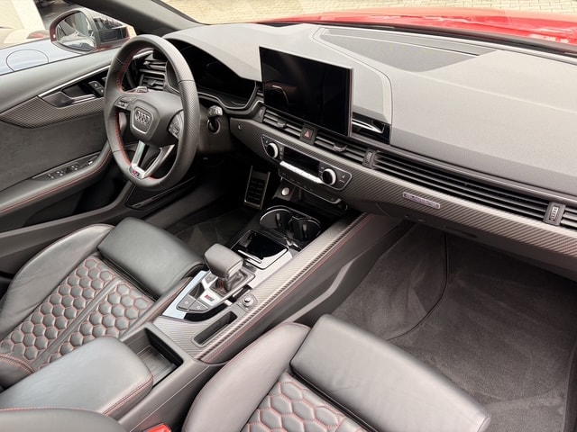 AUDI RS4 Avant quattro tiptronic-image-4