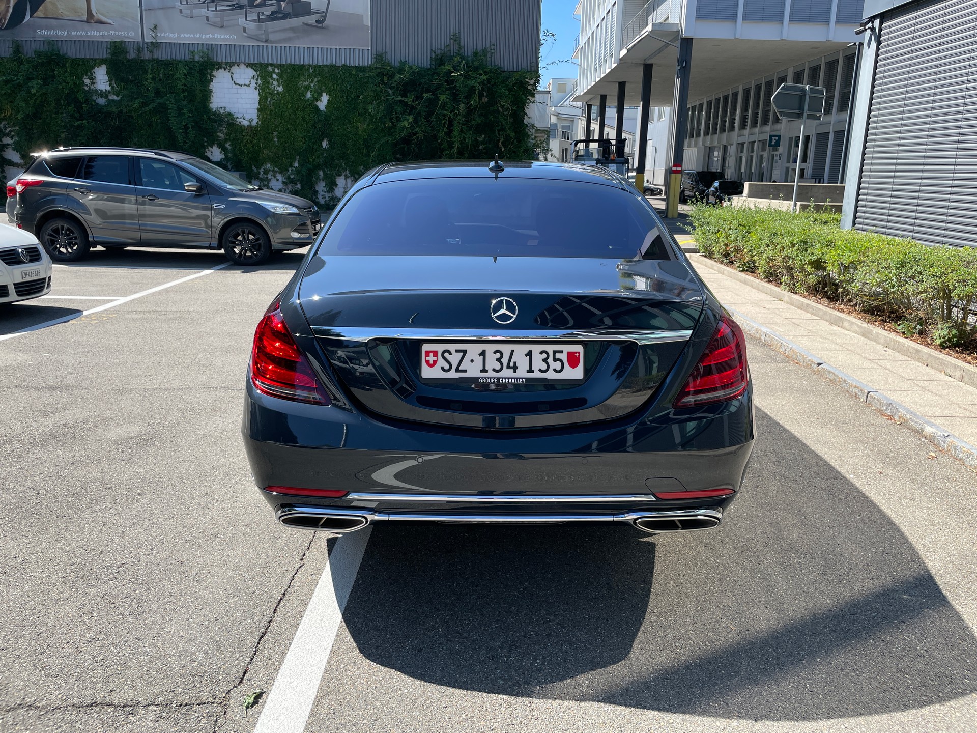MERCEDES-BENZ S 560 Maybach 4Matic 9G-Tronic-showroom-element-3