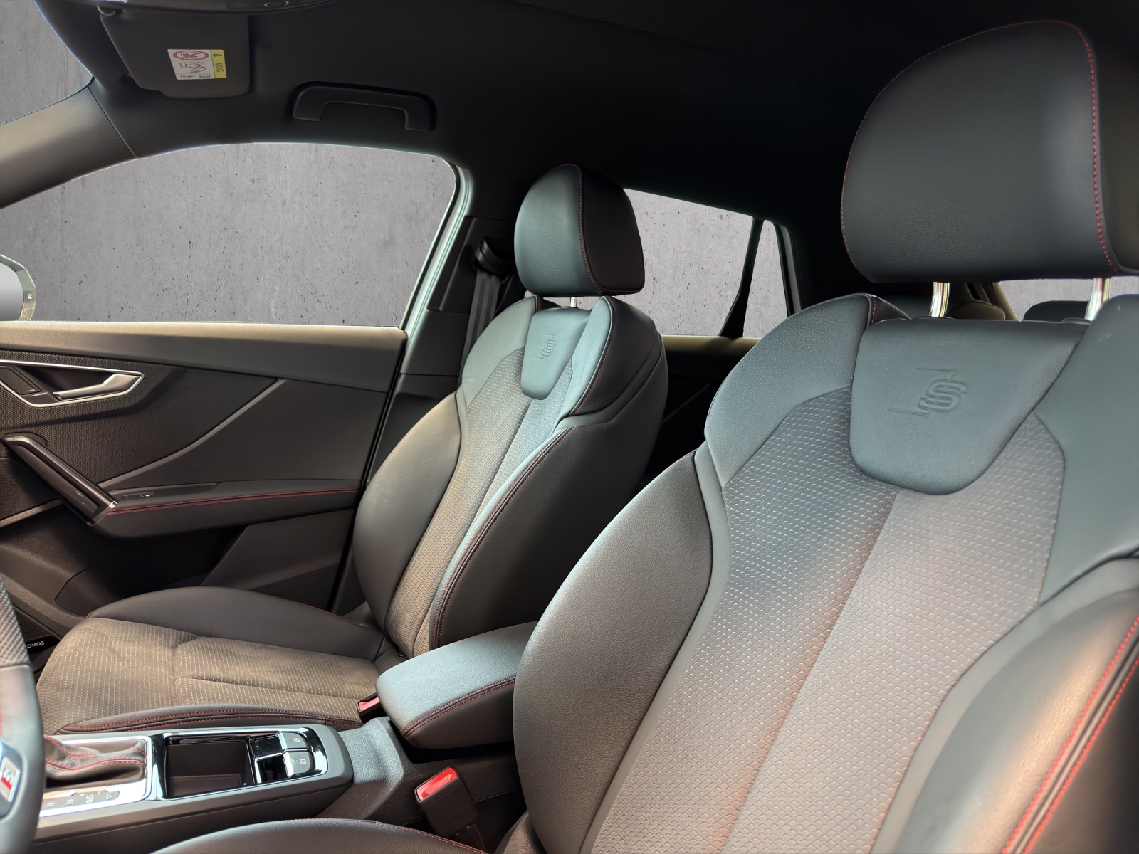 AUDI SQ2 TFSI quattro S-tronic-image-16