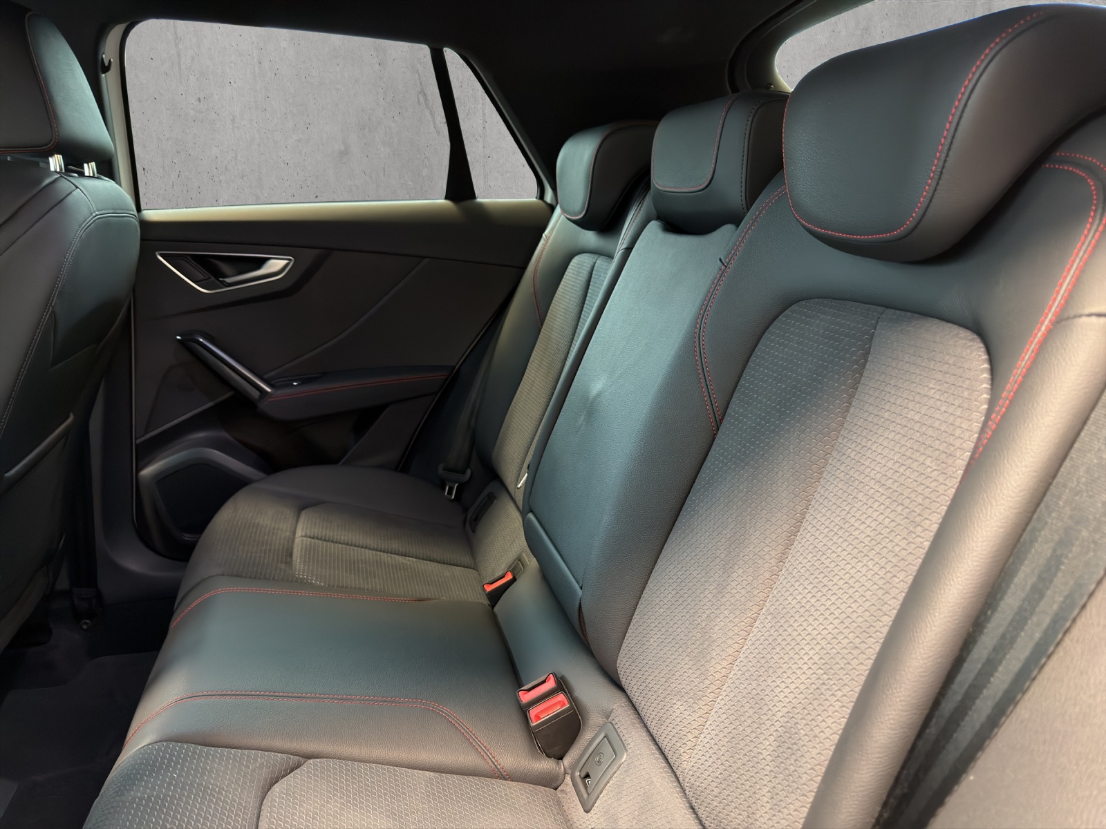 AUDI SQ2 TFSI quattro S-tronic-image-13