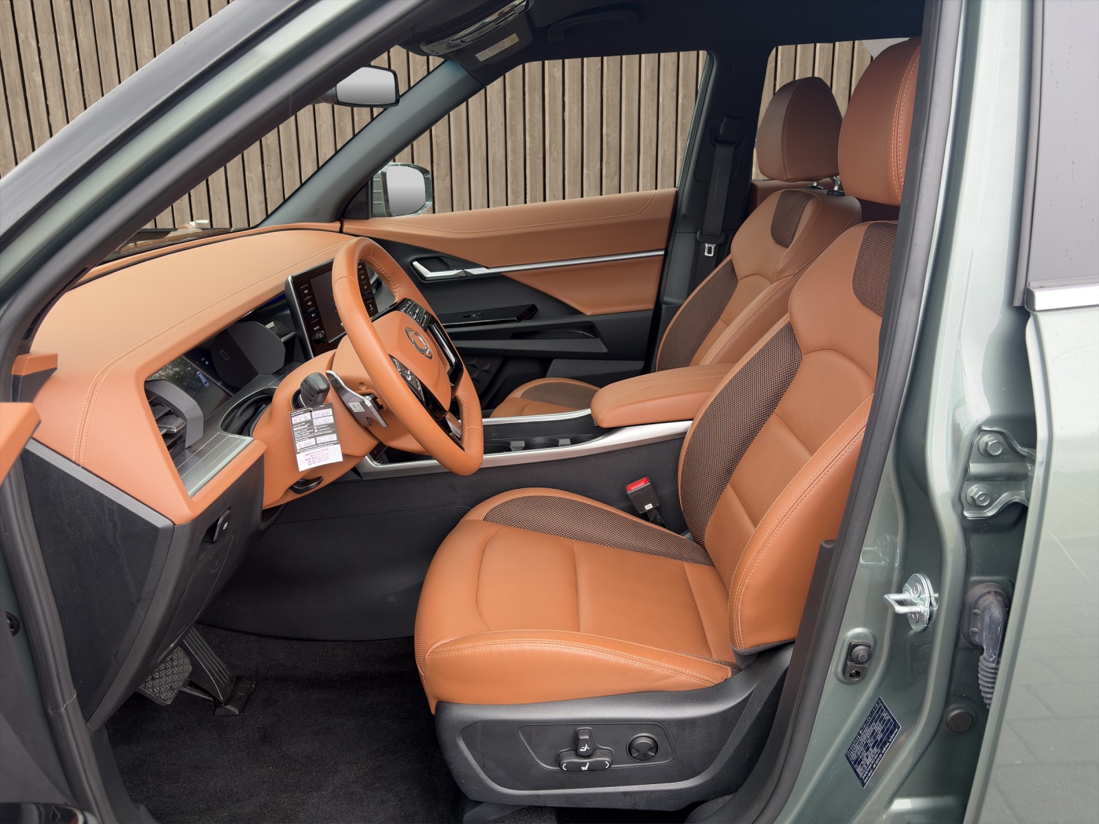 KGM-SsangYong Torres 1.5 TGDI 1st Edition 4WD AT-image-7