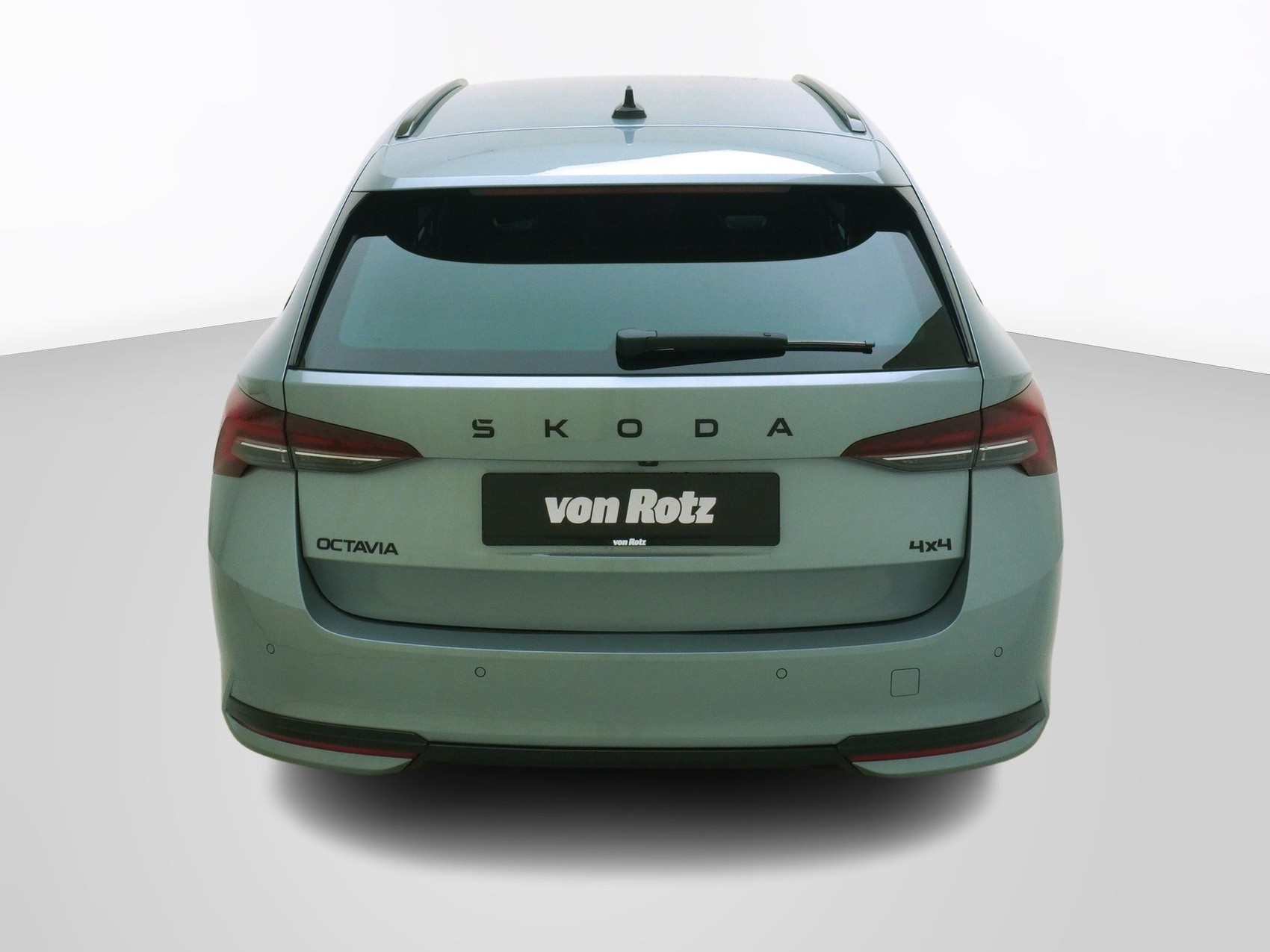 SKODA Octavia 2.0 TSI SportLine 4x4 DSG-image-2