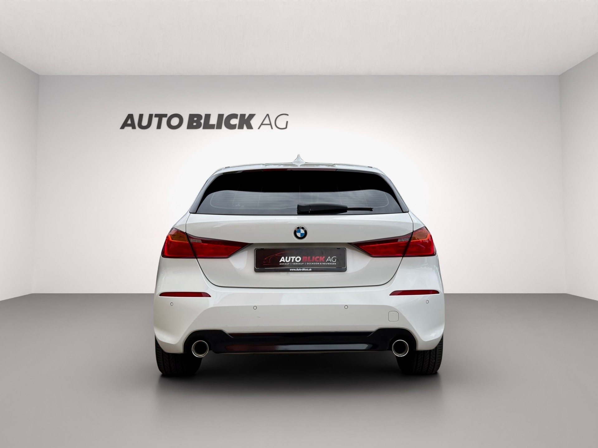 BMW 120d xDrive Steptronic-image-7