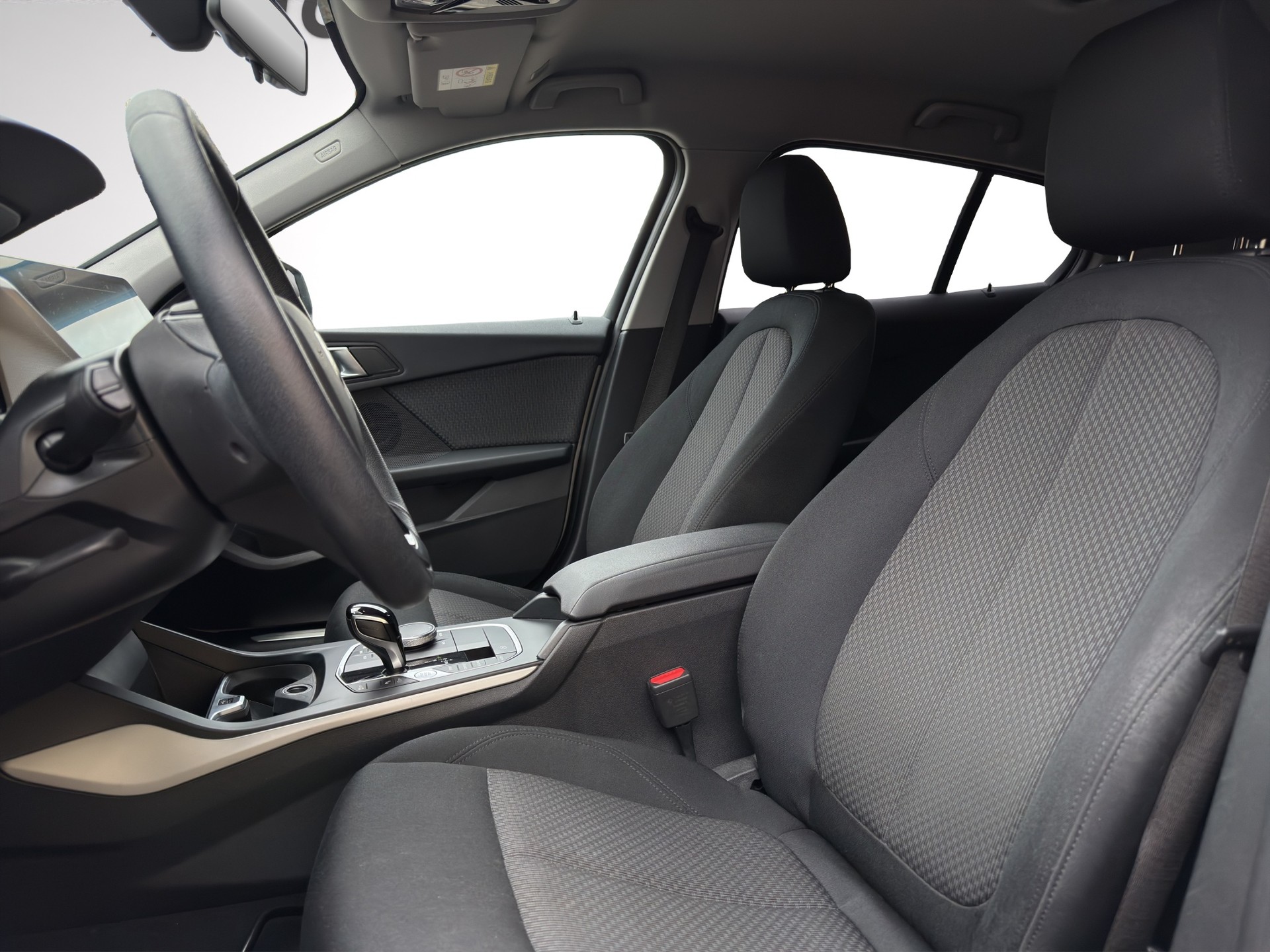 BMW 120d xDrive Steptronic-image-9