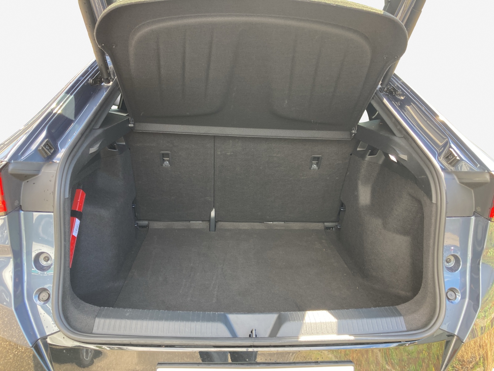 CUPRA Tavascan Type 8 77 kWh VZ-image-12