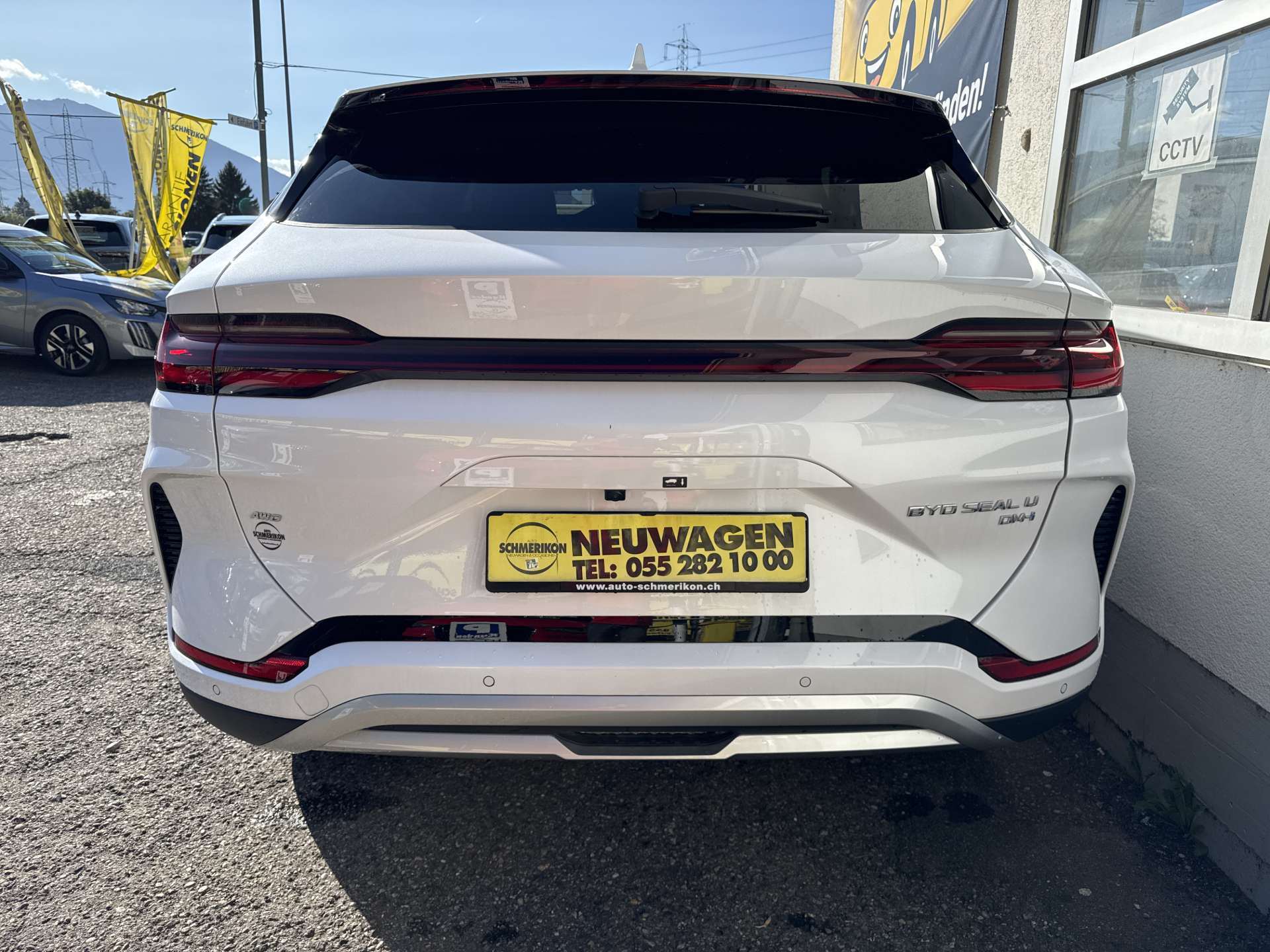BYD Seal U DM-i PHEV Design AWD 324PS Automat-image-3