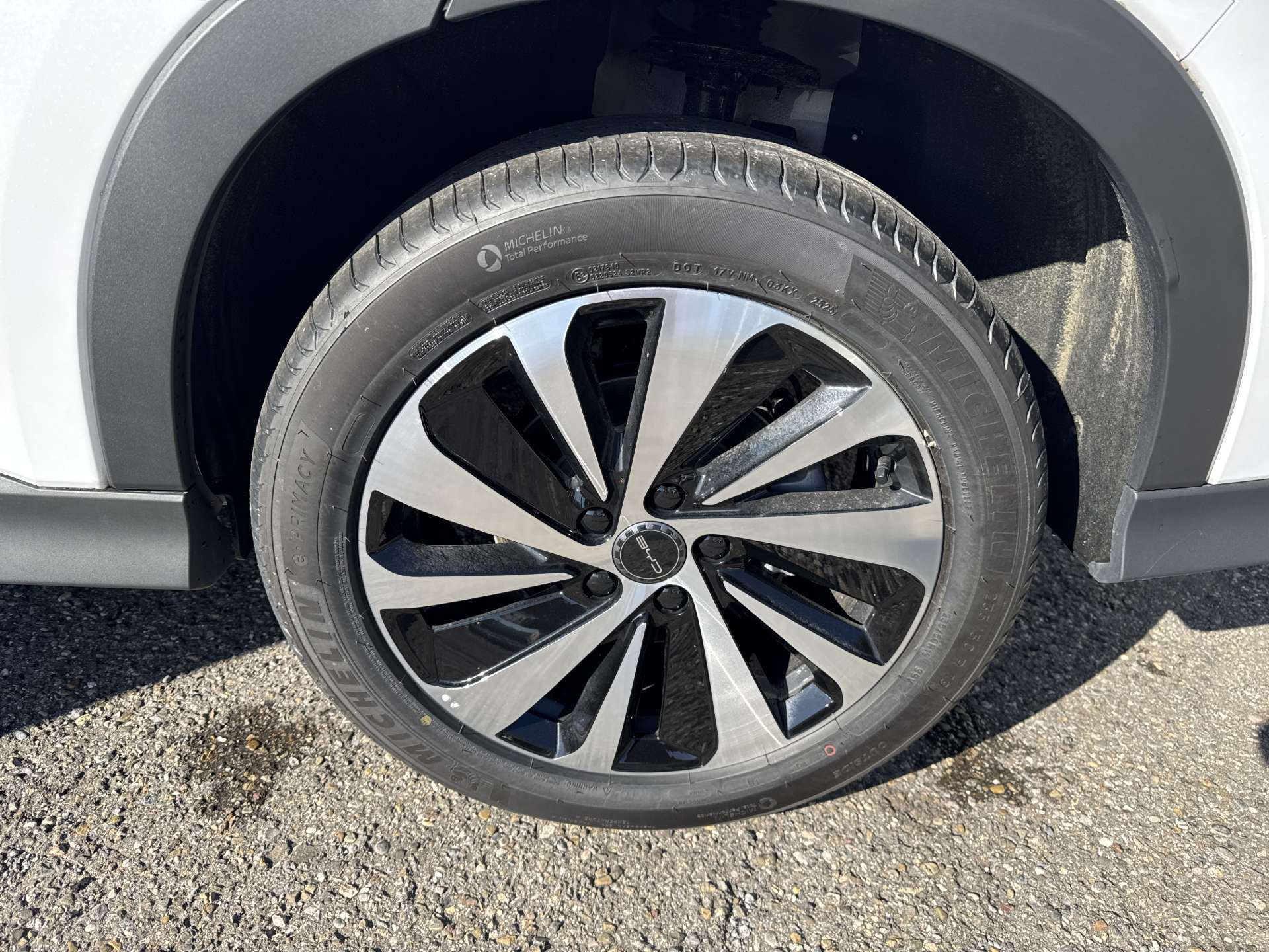 BYD Seal U DM-i PHEV Design AWD 324PS Automat-image-9