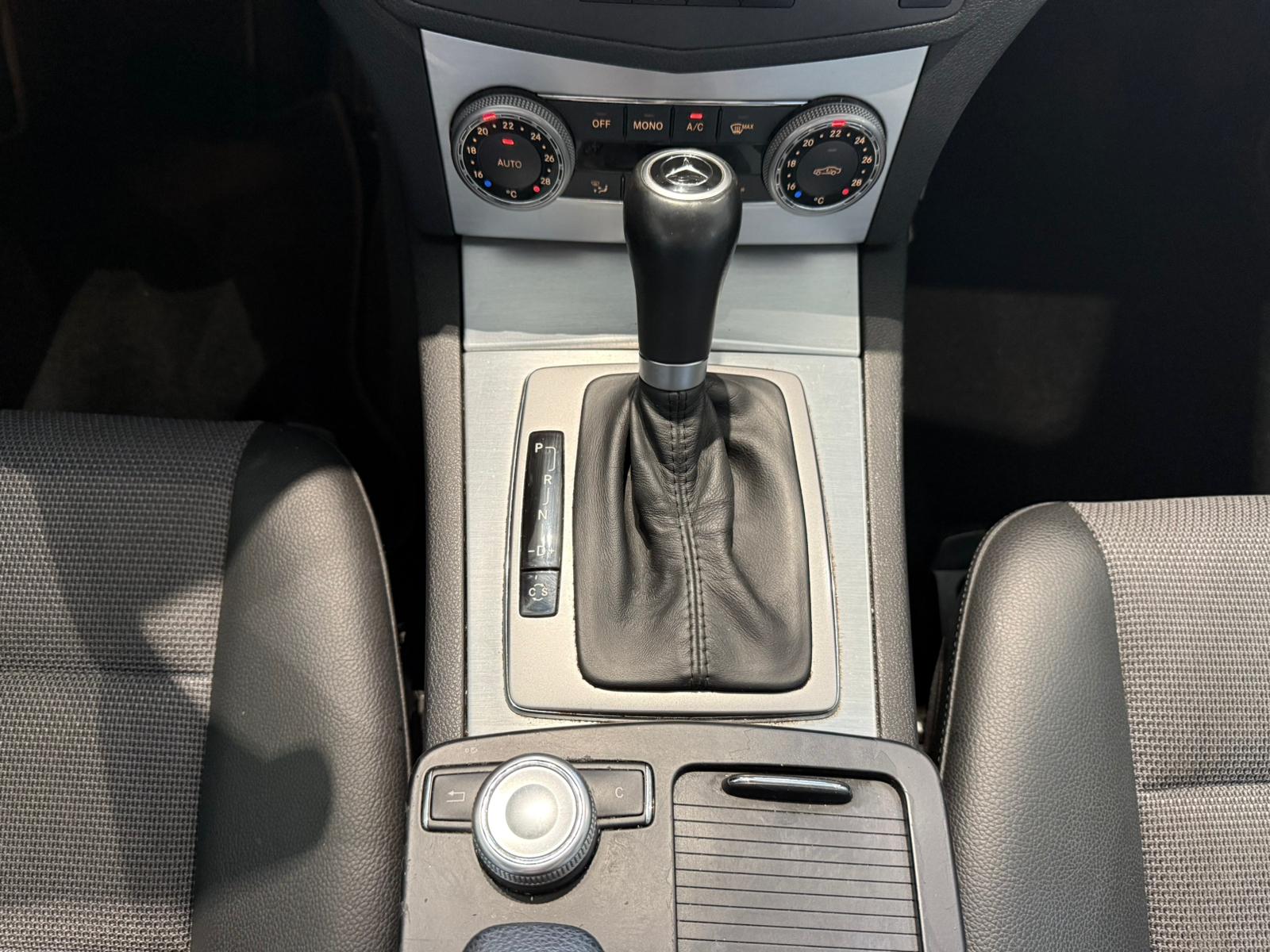 MERCEDES-BENZ C 250 CGI BlueEfficiency Avantgarde Automatic-image-15