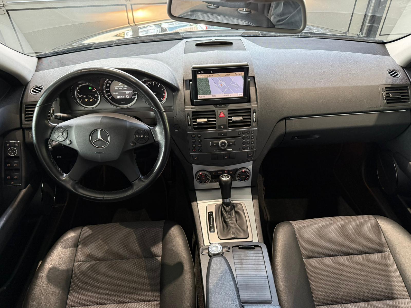 MERCEDES-BENZ C 250 CGI BlueEfficiency Avantgarde Automatic-image-10