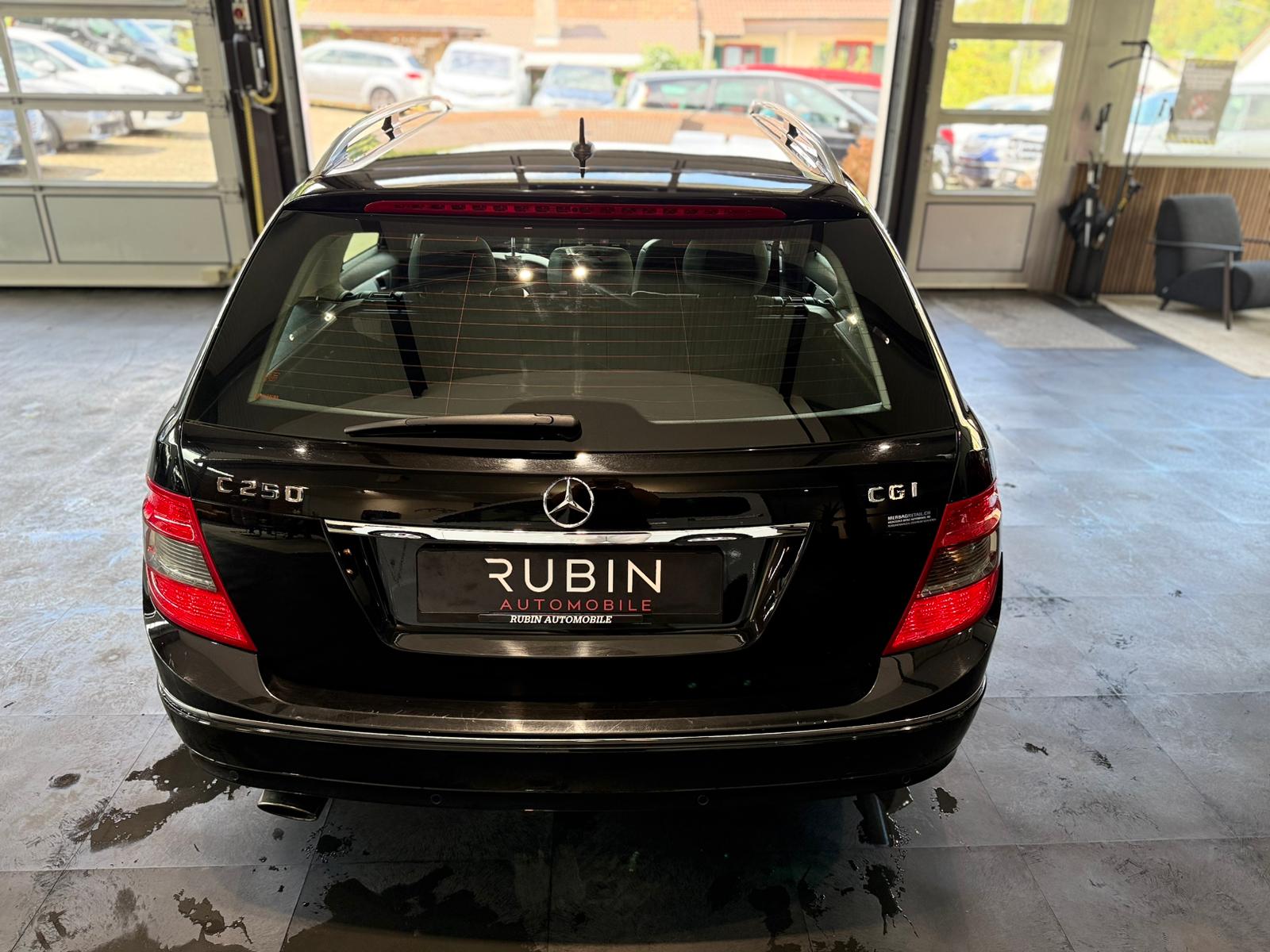 MERCEDES-BENZ C 250 CGI BlueEfficiency Avantgarde Automatic-image-3