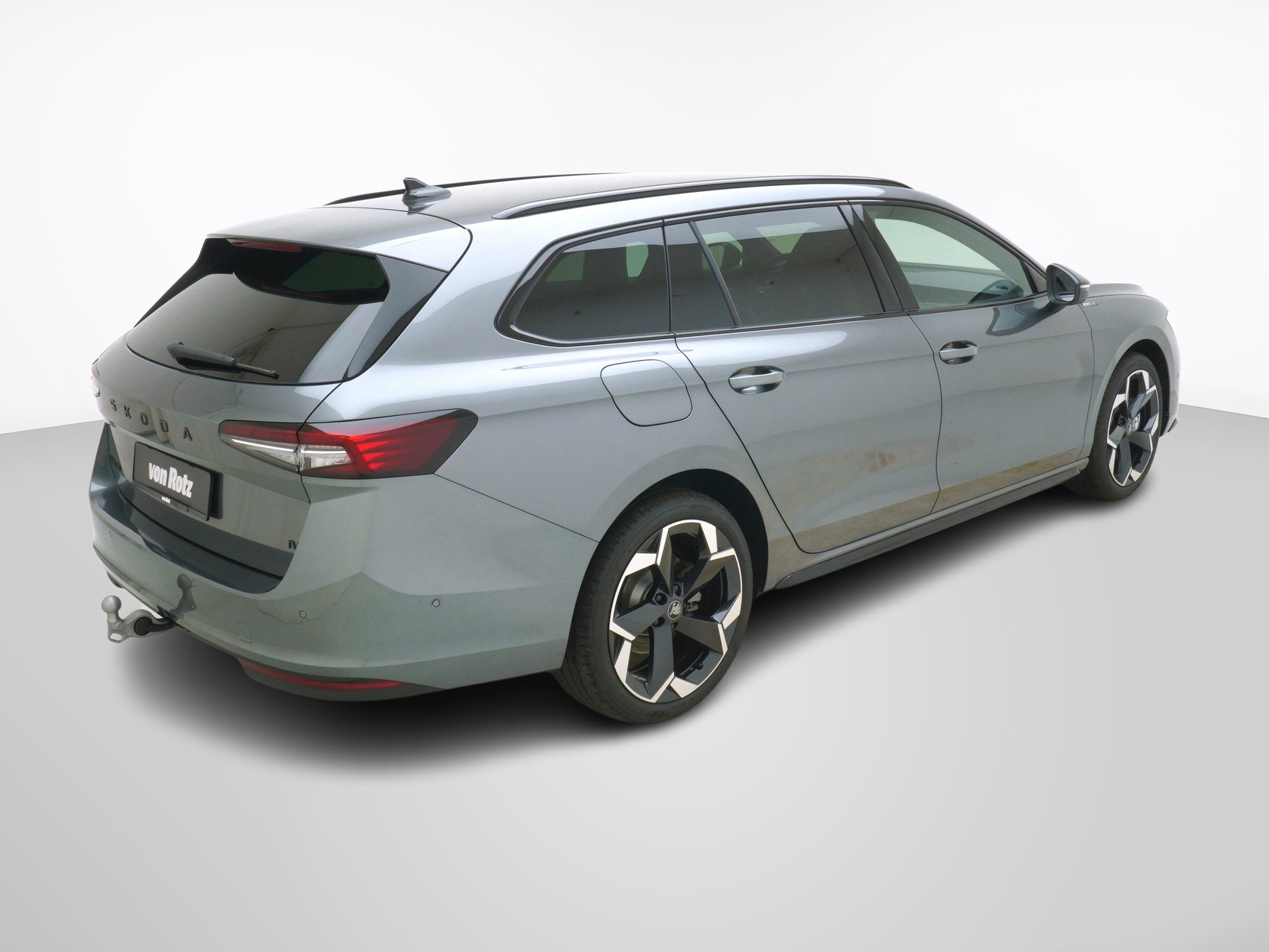 SKODA Superb 1.5 TSI Plug-in-Hybrid Sportline DSG-image-4