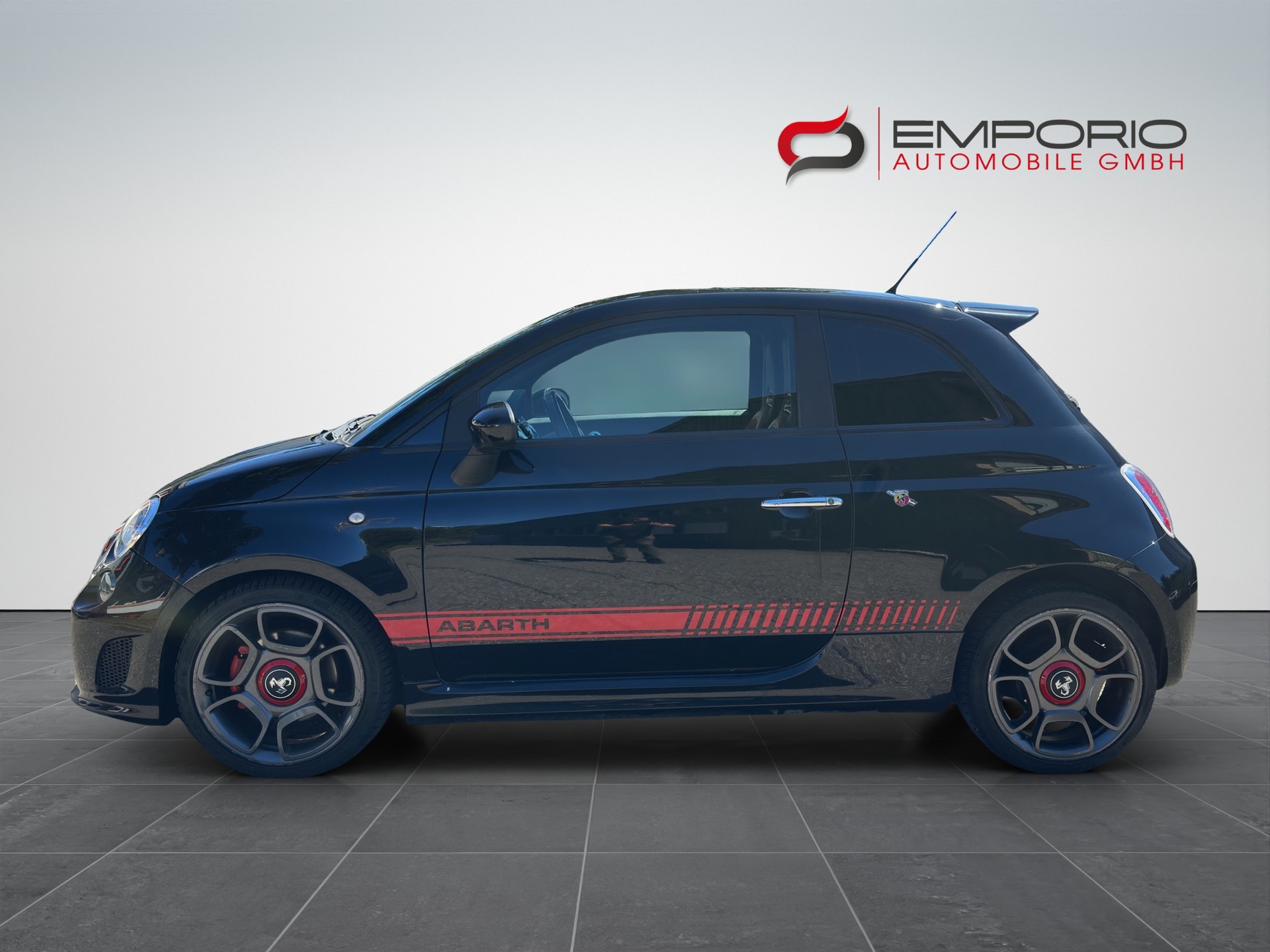 FIAT 500 1.4 16V Turbo Abarth-image-1