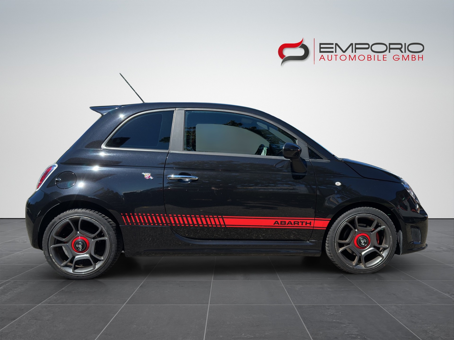 FIAT 500 1.4 16V Turbo Abarth-image-6