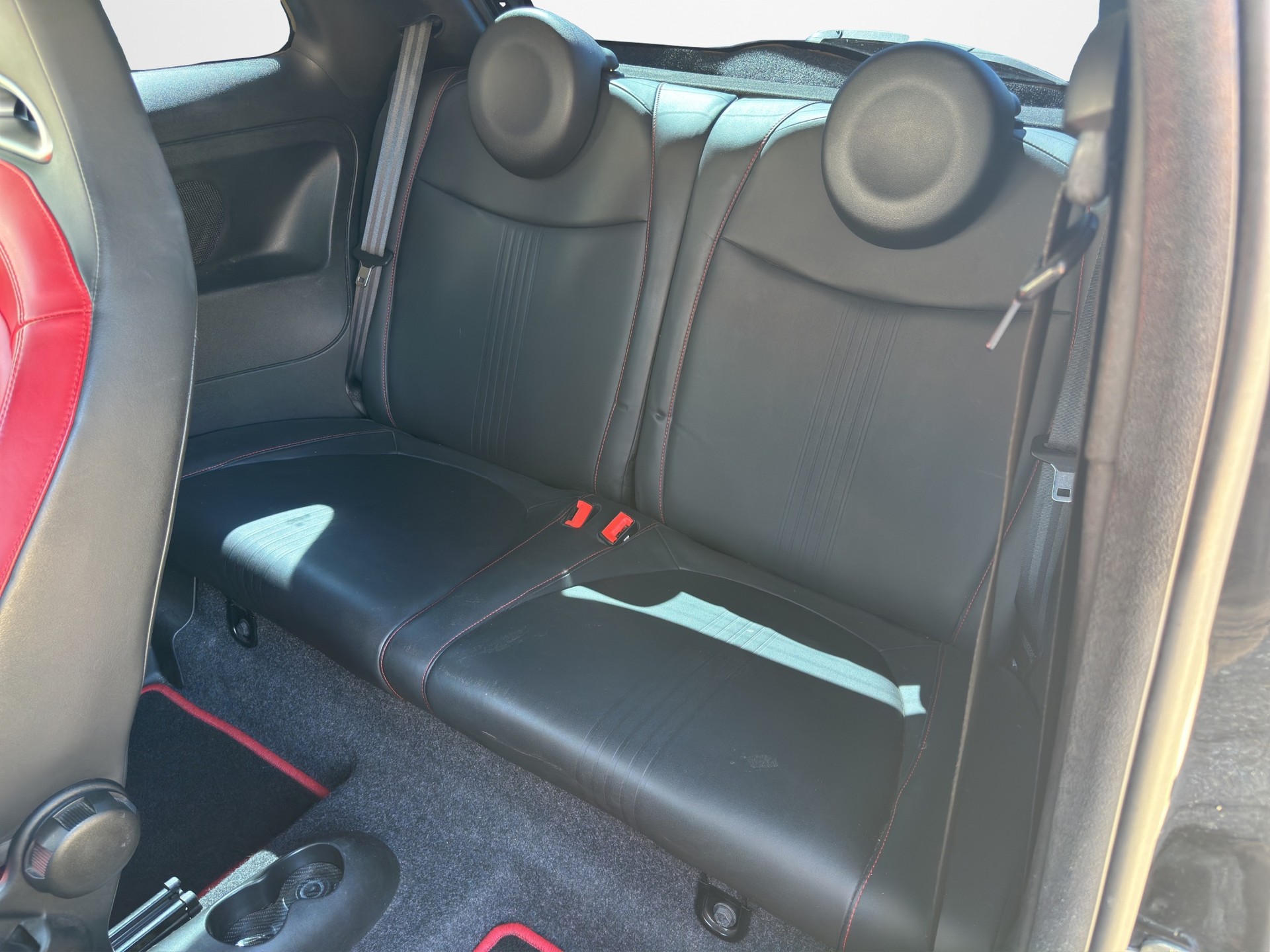 FIAT 500 1.4 16V Turbo Abarth-image-13