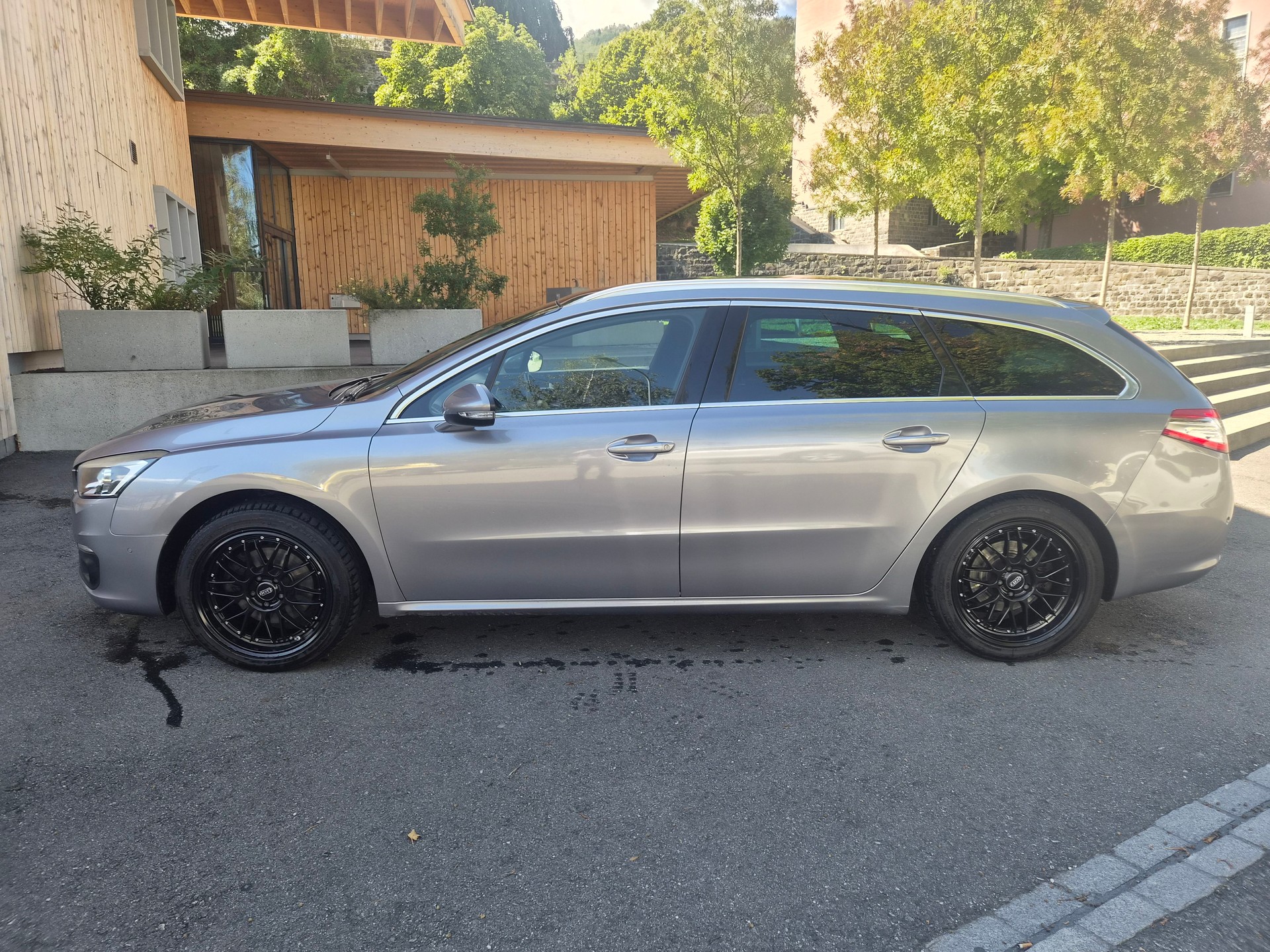 PEUGEOT 508 SW 1.6 THP Allure Automatic-image-5