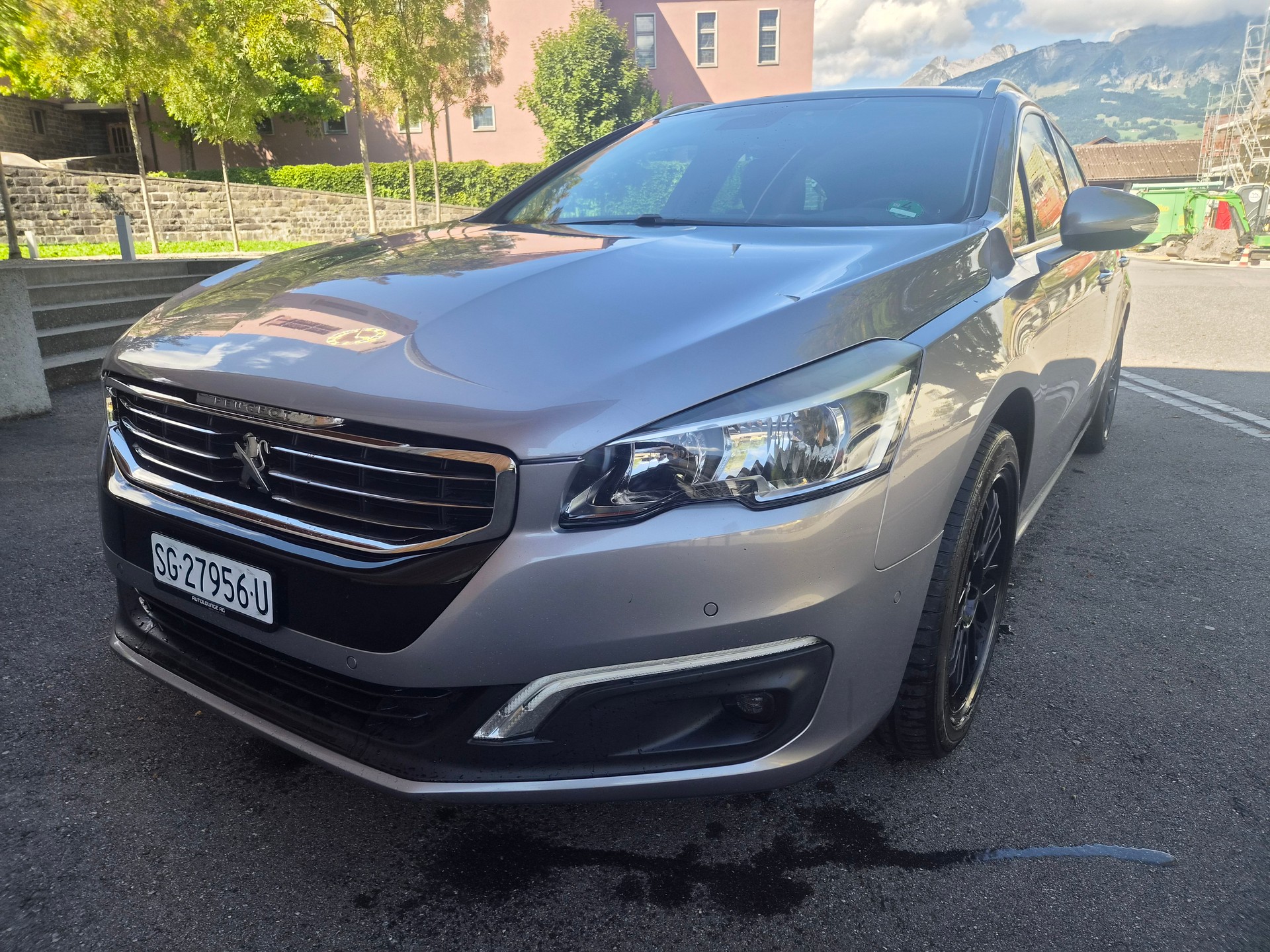 PEUGEOT 508 SW 1.6 THP Allure Automatic-image-2