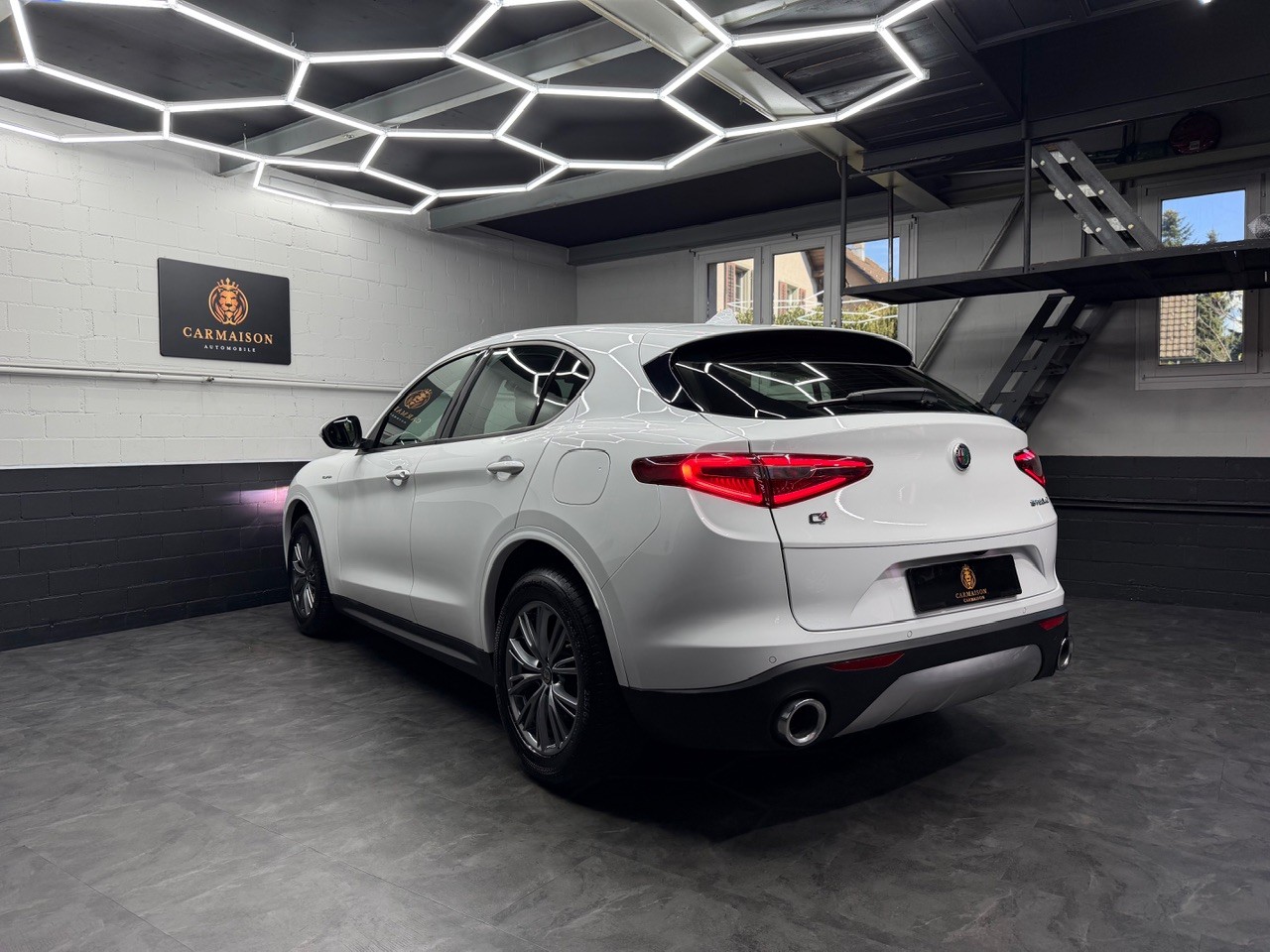 ALFA ROMEO Stelvio 2.0 Super Q4 Automatic | CH-Auto | 1. Hand | ACC Tempomat | Rückfahrkamera | Keyless | Facelift-image-5