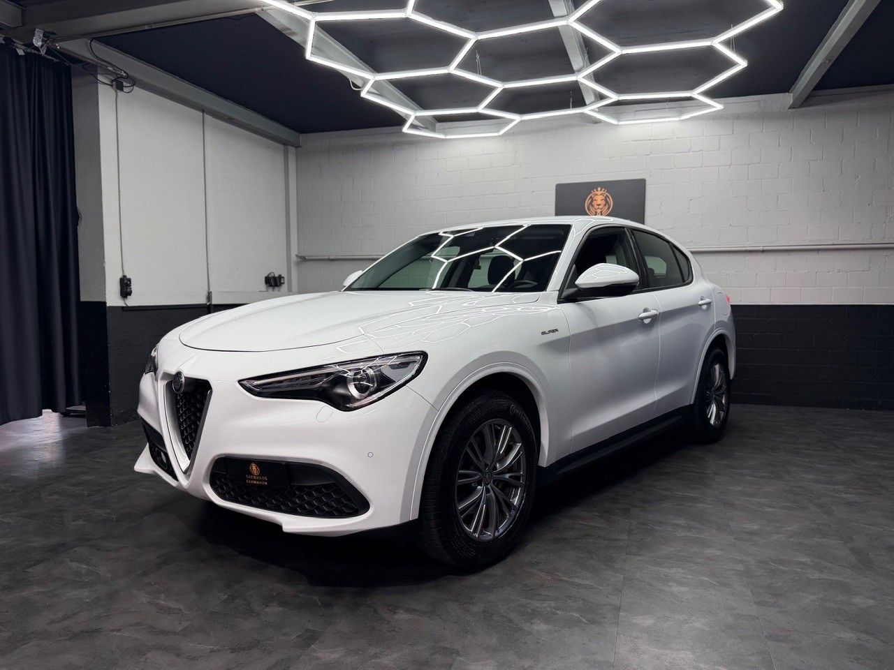 ALFA ROMEO Stelvio 2.0 Super Q4 Automatic | CH-Auto | 1. Hand | ACC Tempomat | Rückfahrkamera | Keyless | Facelift-showroom-element-2