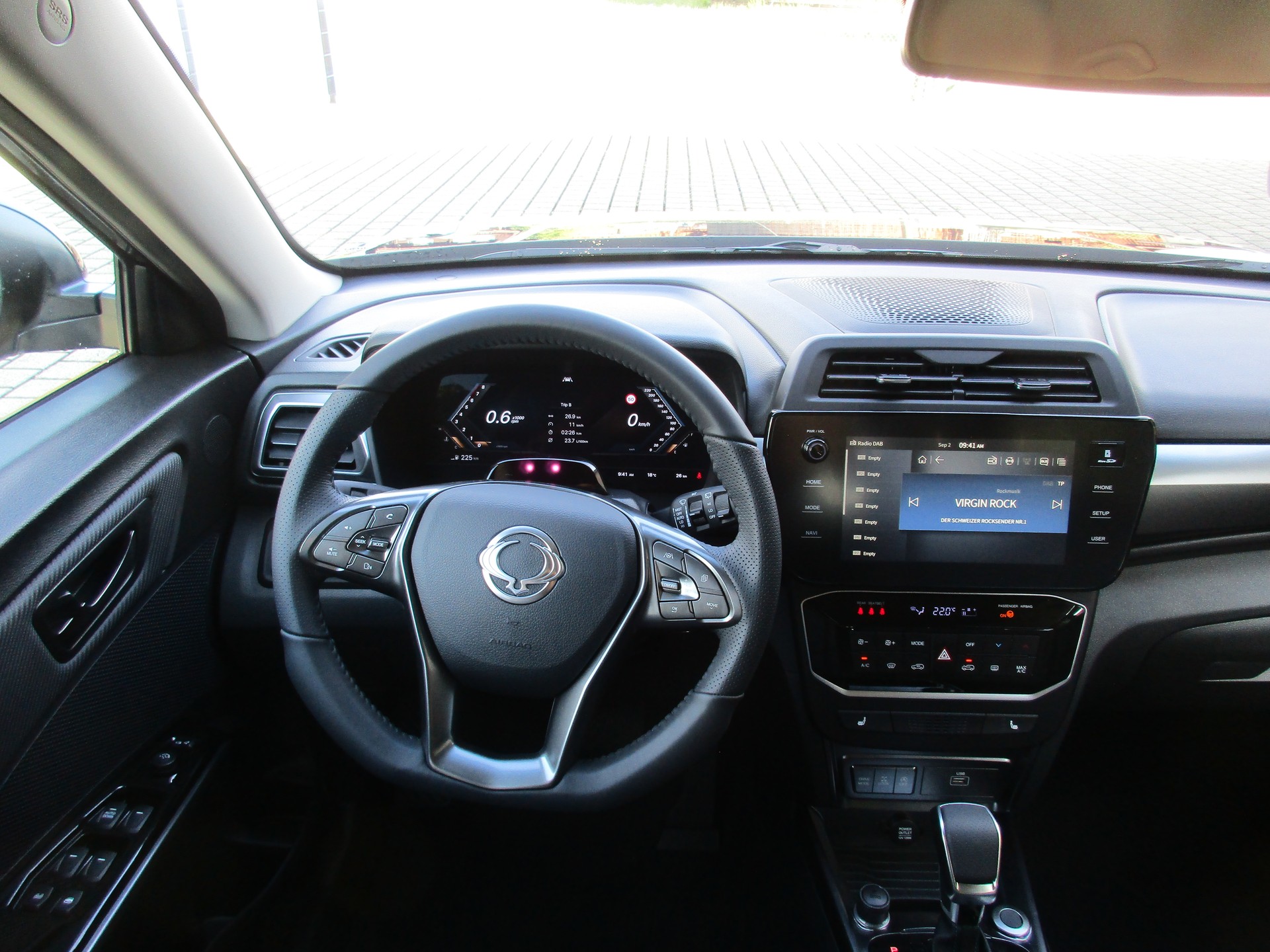 KGM-SsangYong Tivoli 1.5 T GDI Steel Automat-image-7