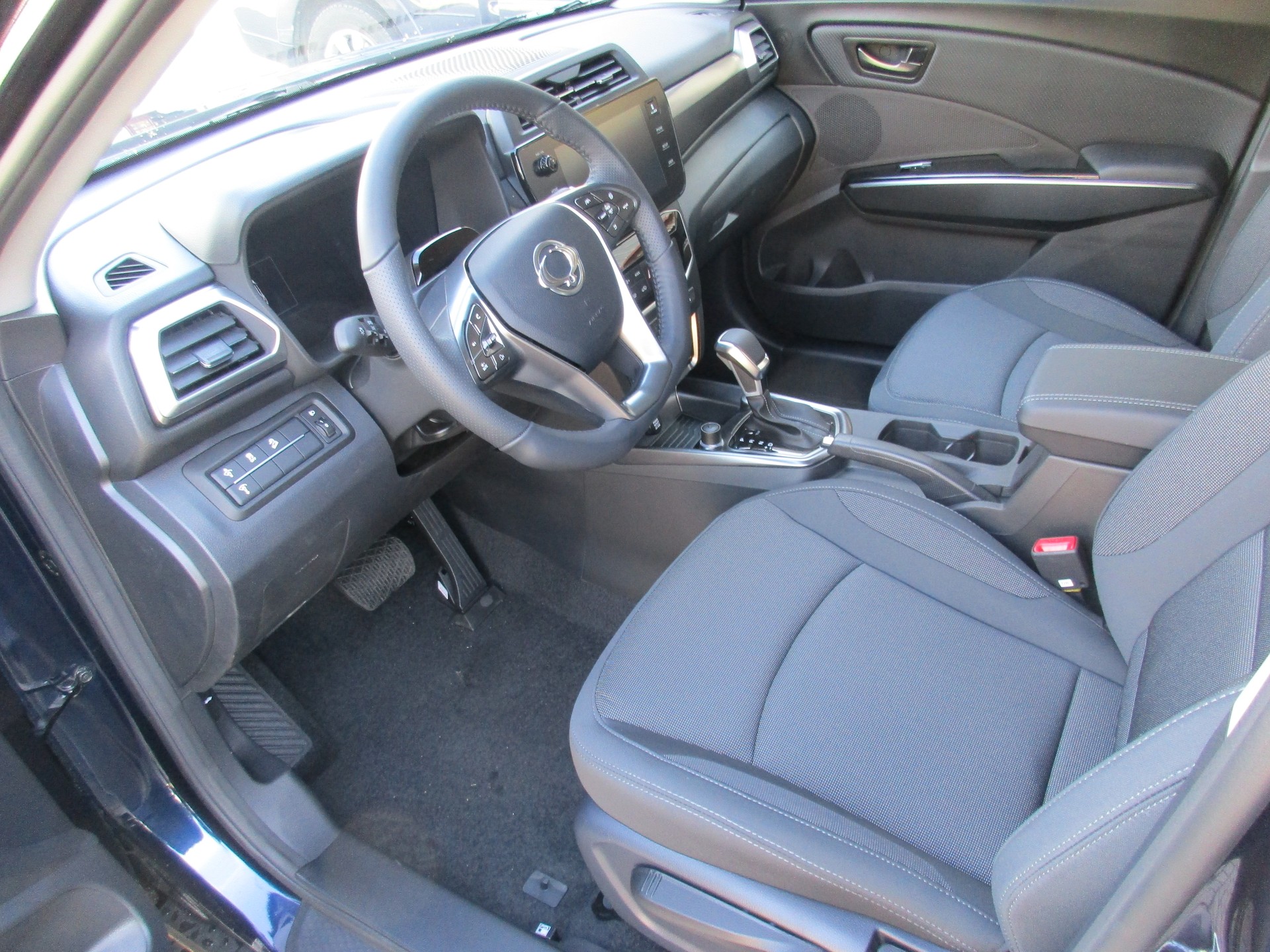 KGM-SsangYong Tivoli 1.5 T GDI Steel Automat-image-6