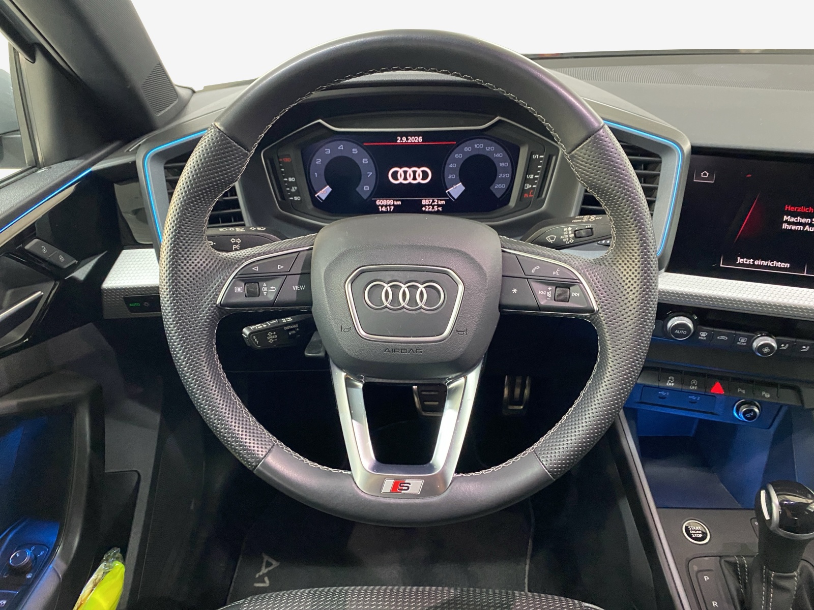 AUDI A1 Sportback 30 TFSI S Line Attraction S-tronic-image-9