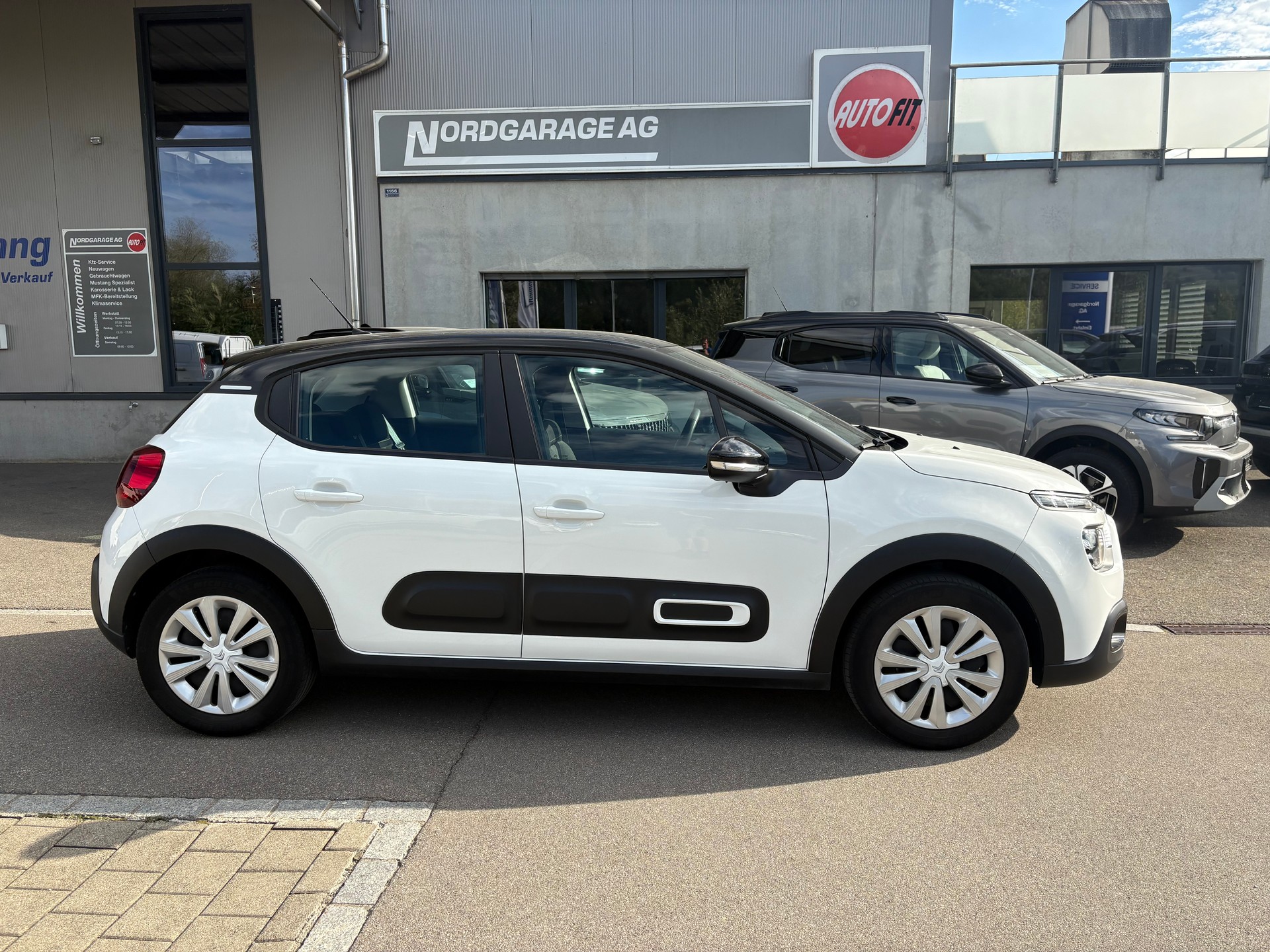 CITROEN C3 1.2 PureTech Feel Pack S/S-image-1