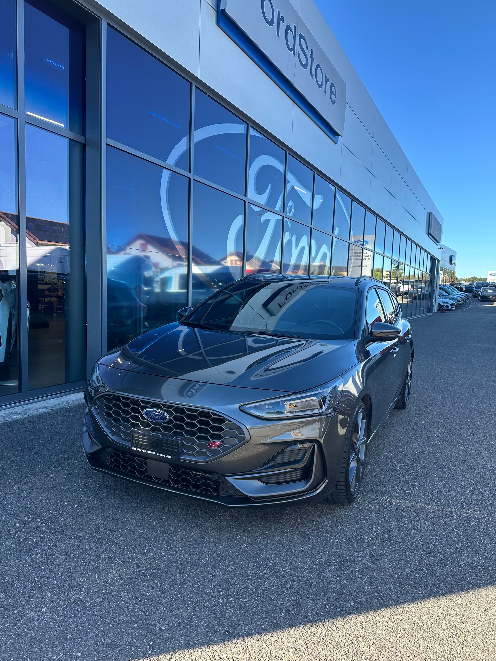 FORD Focus Station Wagon 2.3 EcoB ST X-image-0
