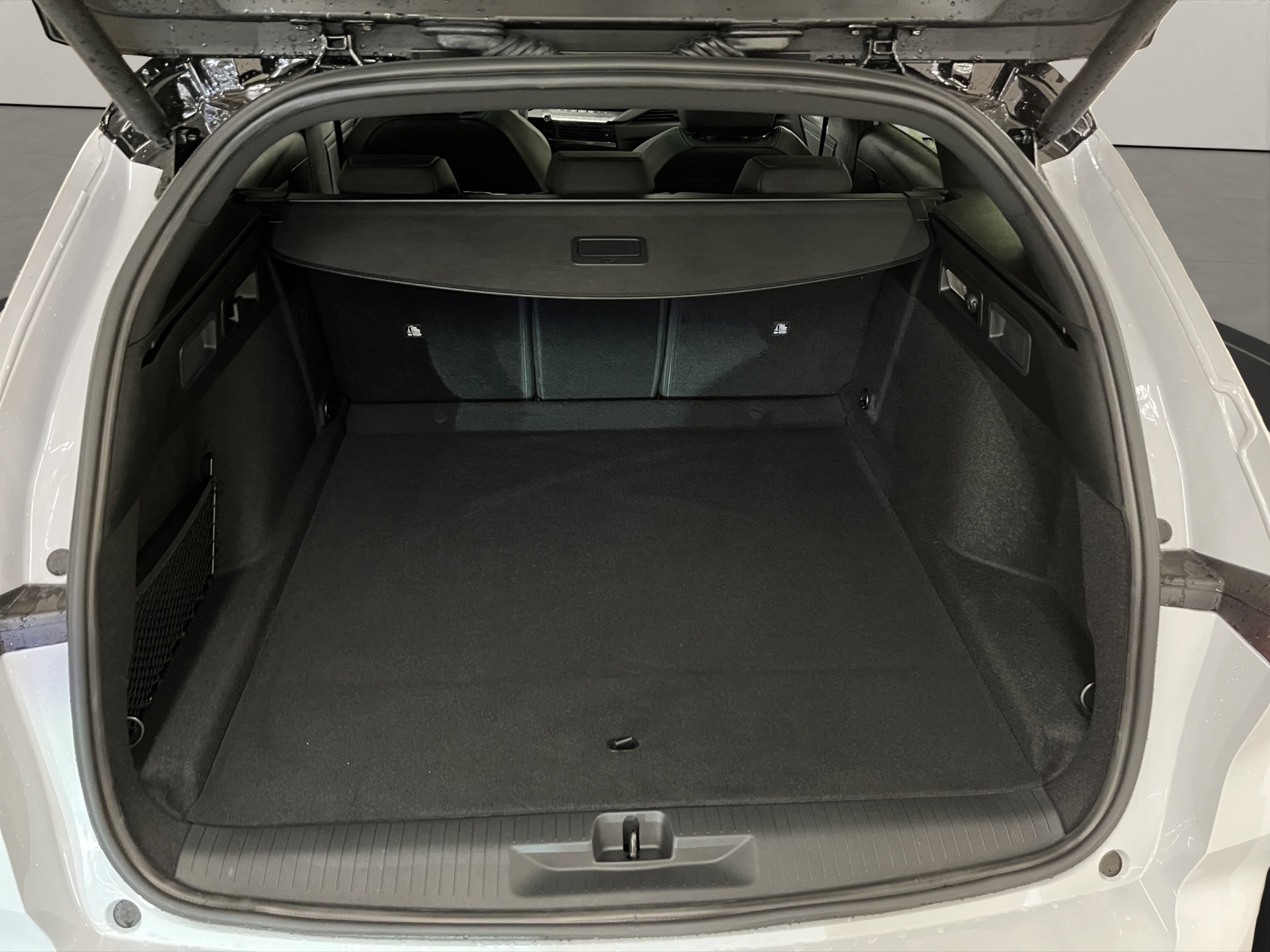 OPEL Astra-e Sports Tourer Ultimate-image-15