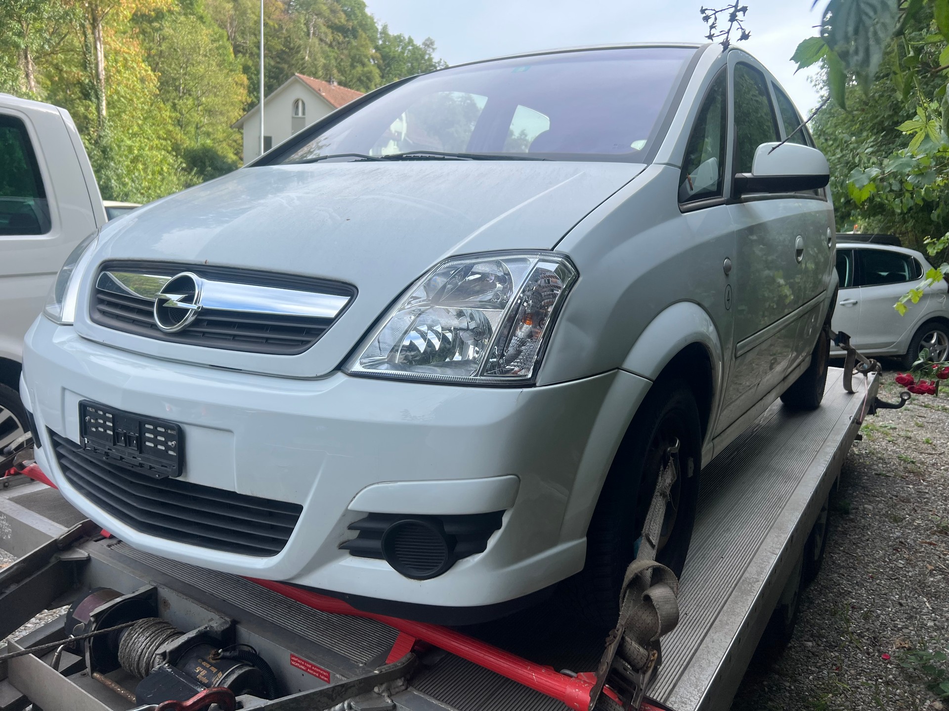 OPEL Meriva 1.6i-16 TP (Essentia)-image-1