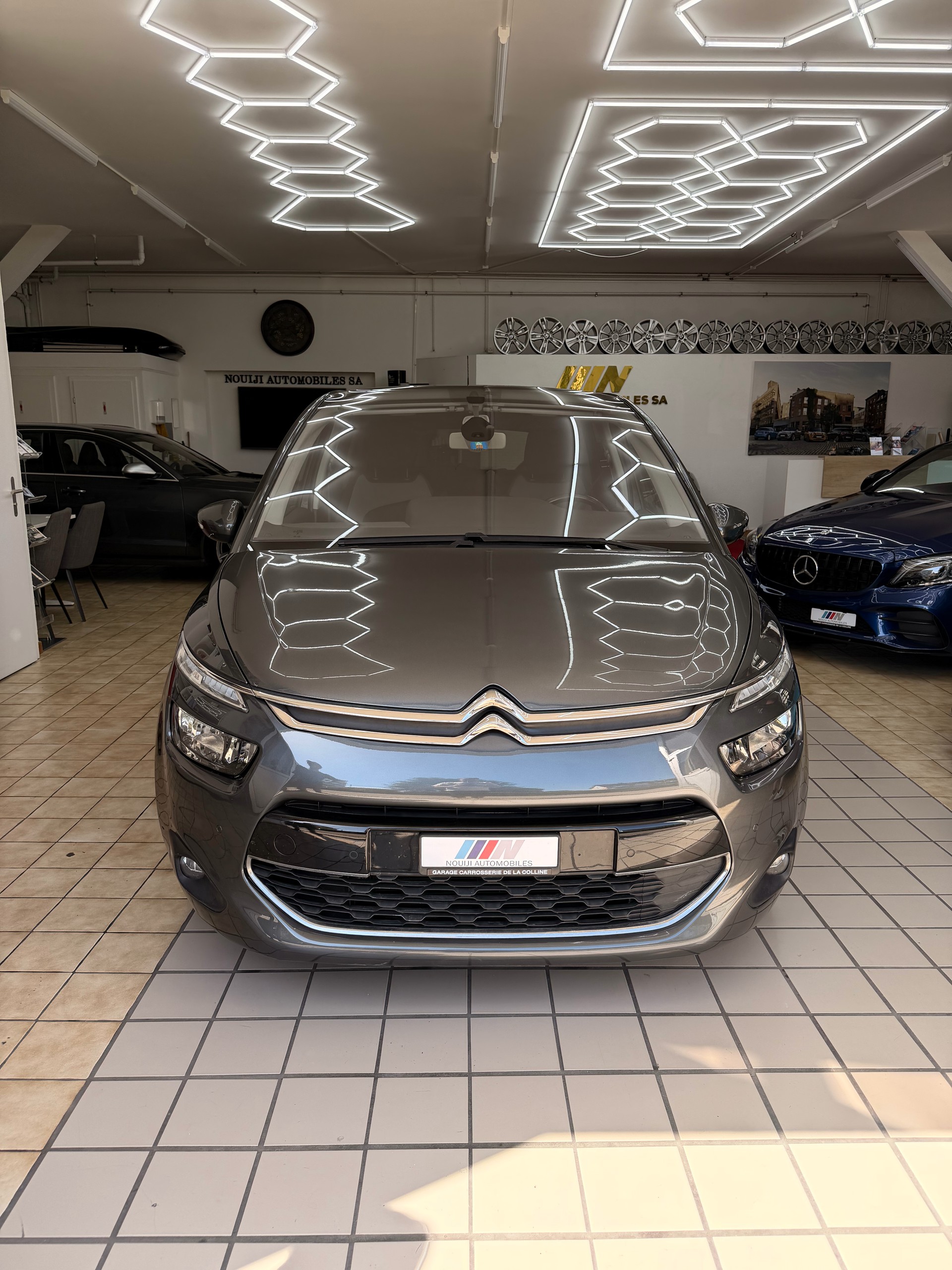 CITROEN C4 Picasso 1.6 e-HDi Intensive ETG6-image-0