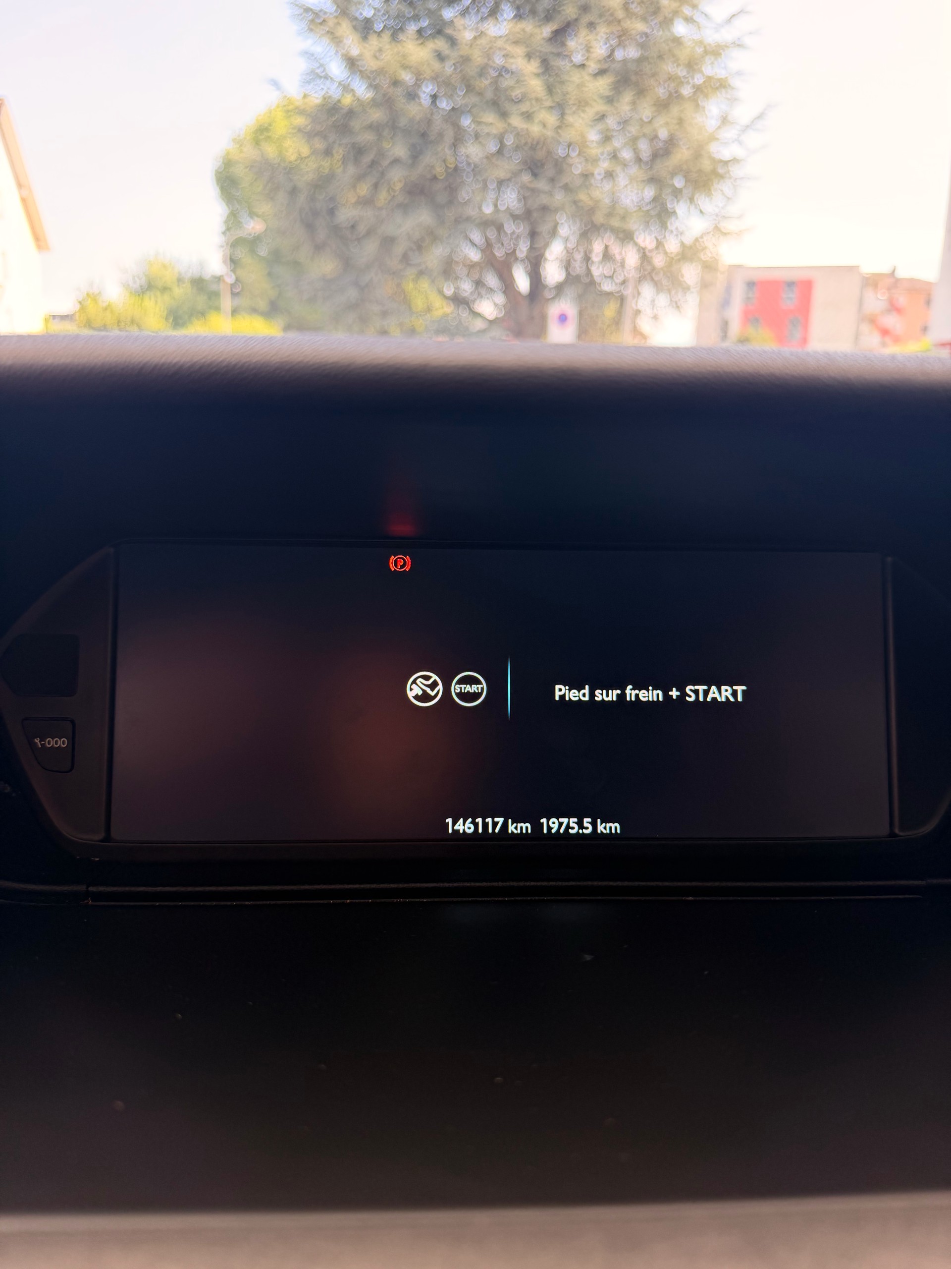CITROEN C4 Picasso 1.6 e-HDi Intensive ETG6-image-7