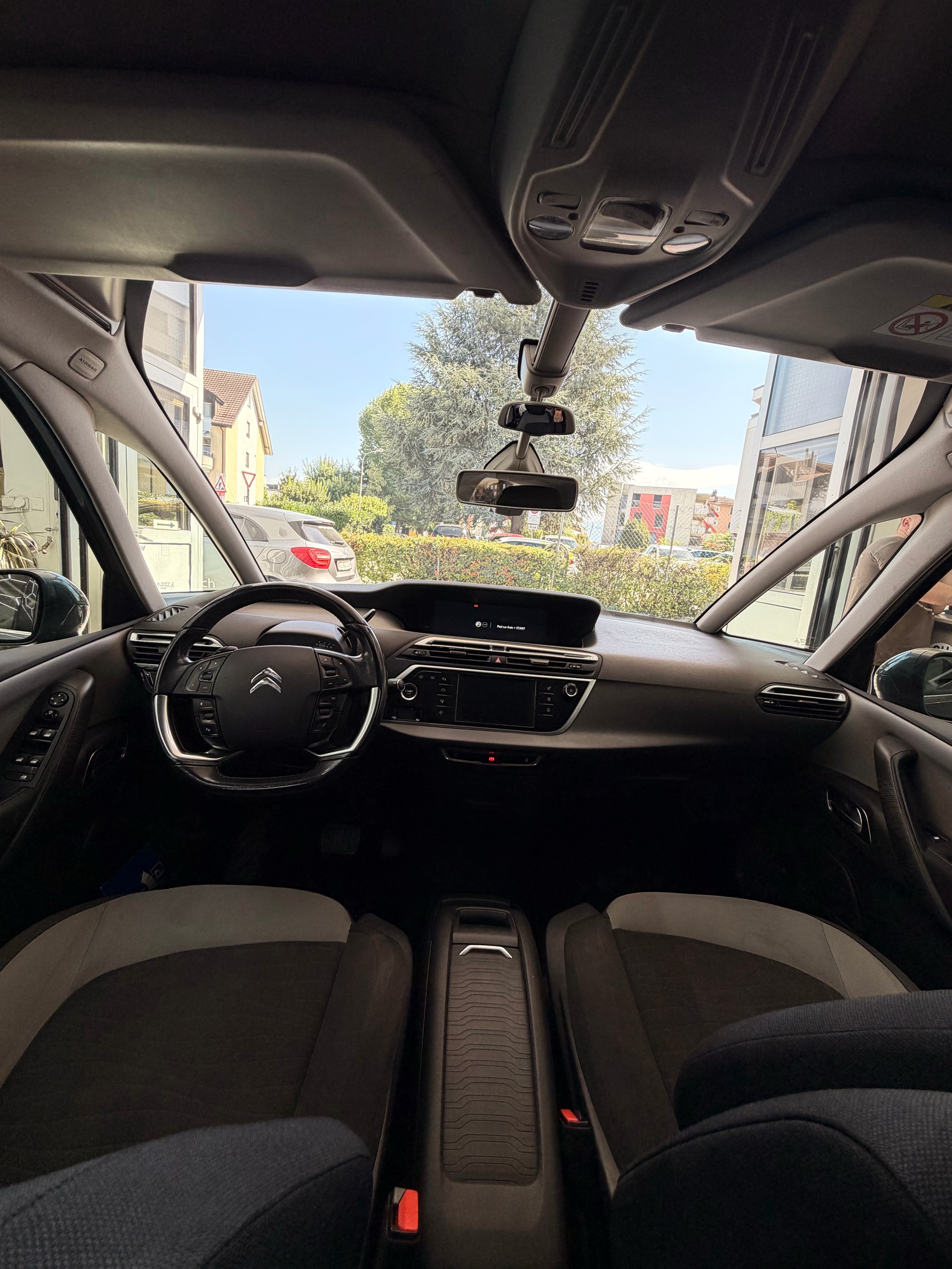 CITROEN C4 Picasso 1.6 e-HDi Intensive ETG6-image-12