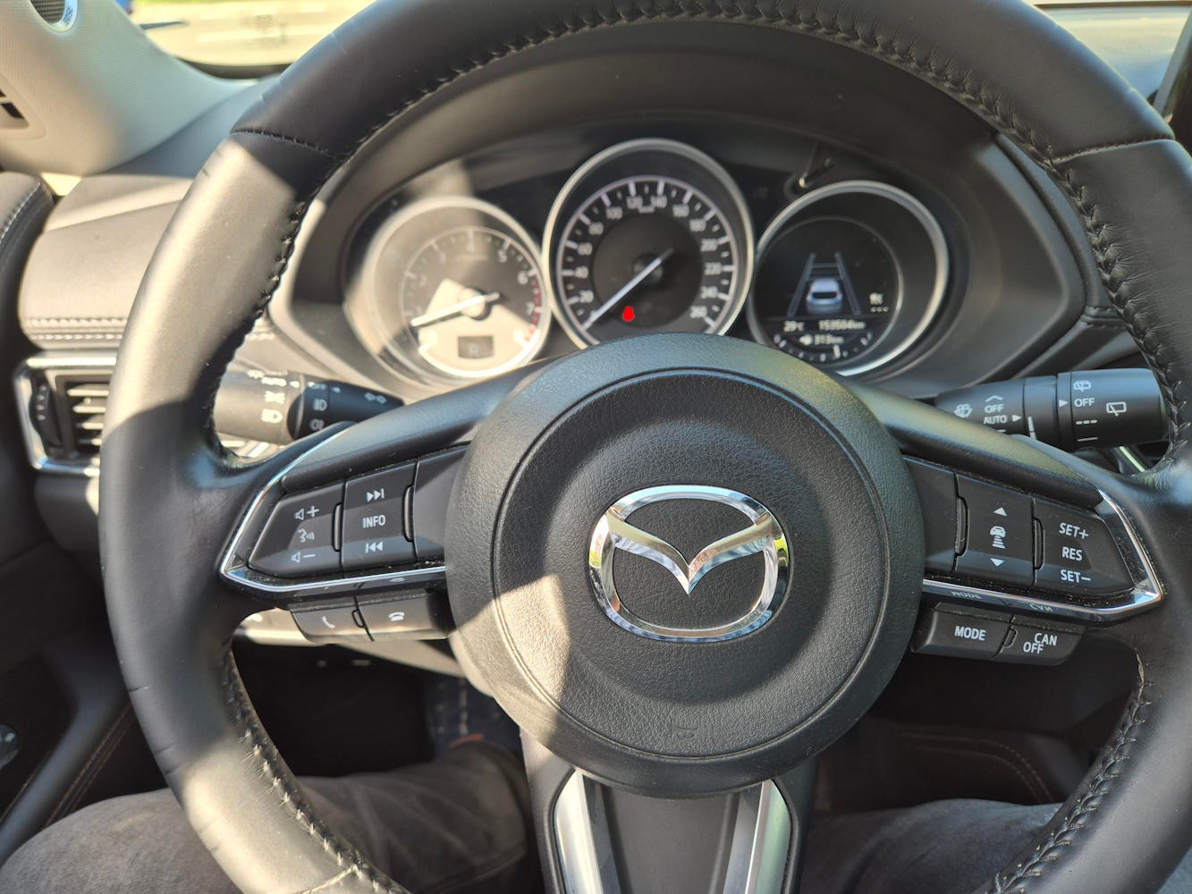 MAZDA CX-5 SKYACTIV-G 194 Revolution AWD Automat-image-9