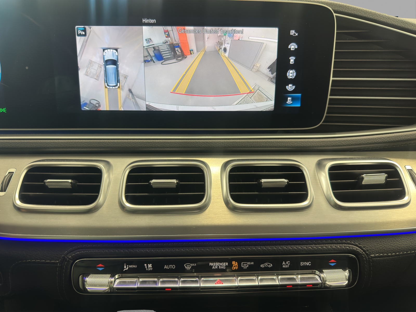MERCEDES-BENZ GLE 450 4Matic AMG Line 9G-Tronic-image-11