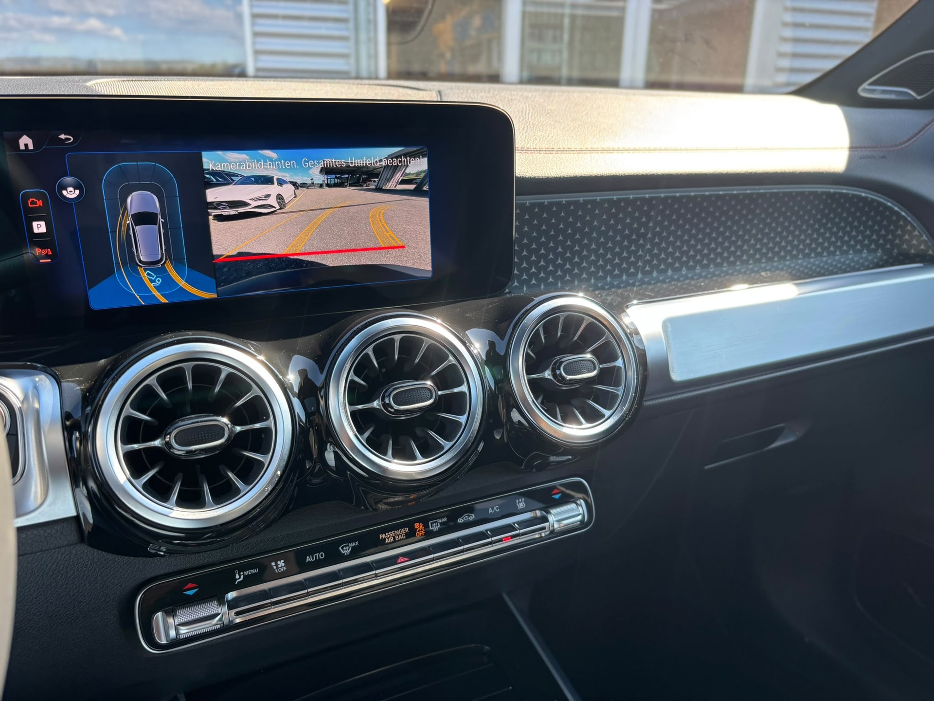MERCEDES-BENZ EQB 350 Excellence AMG-Line 4Matic-image-11