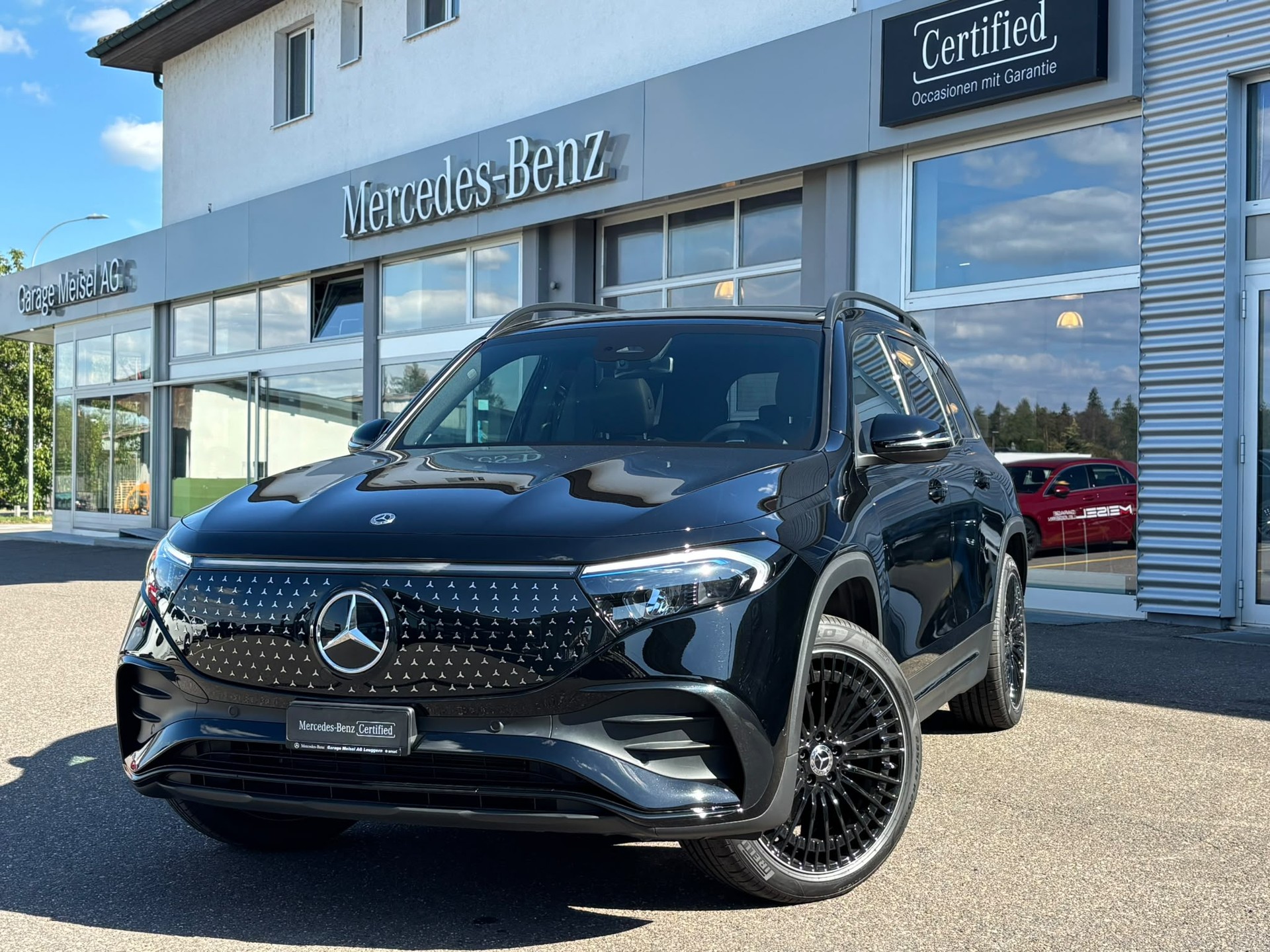 MERCEDES-BENZ EQB 350 Excellence AMG-Line 4Matic-image-1