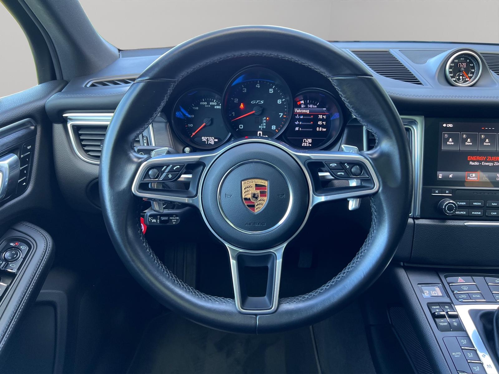 PORSCHE Macan GTS PDK-image-15