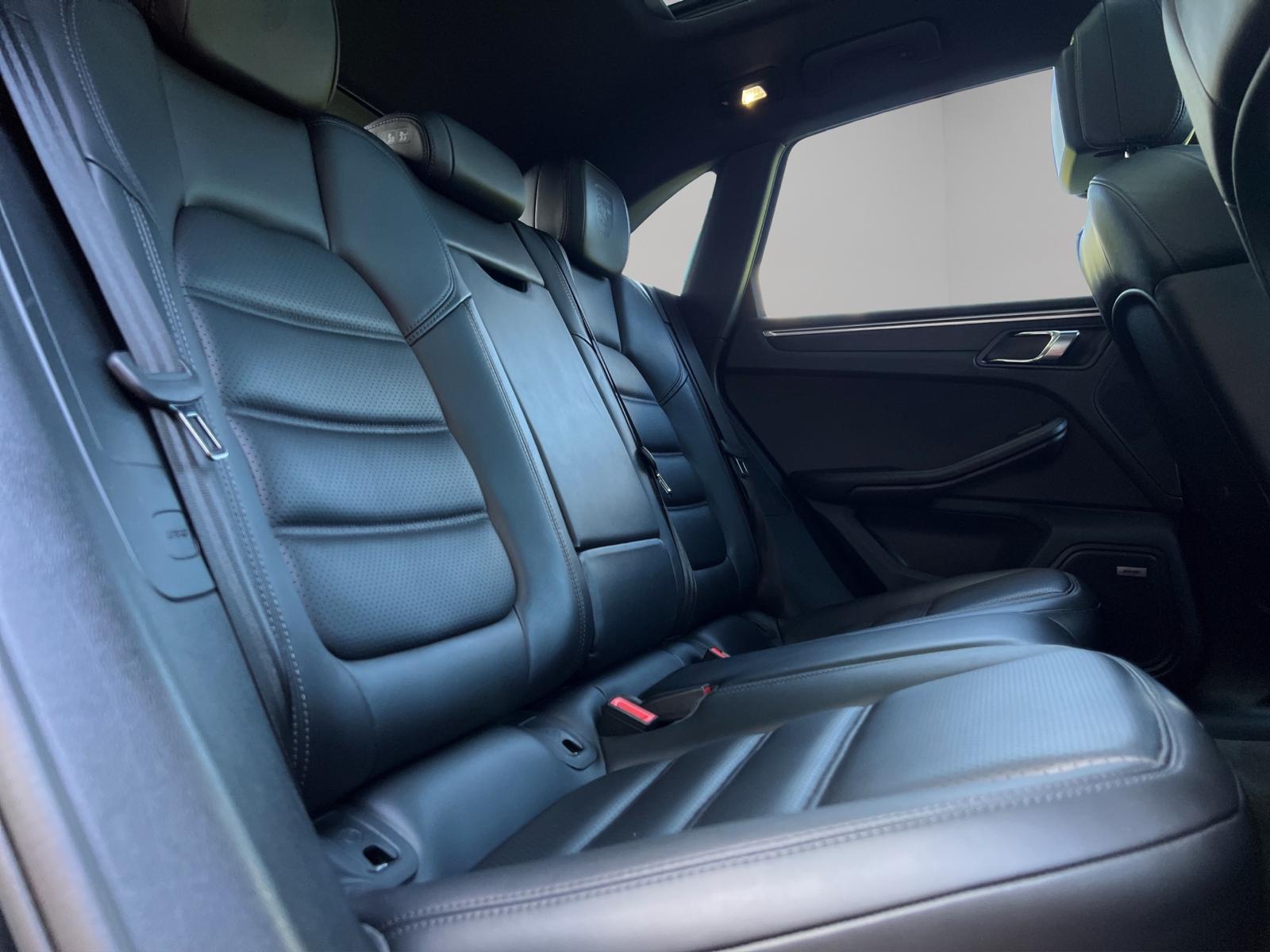 PORSCHE Macan GTS PDK-image-29